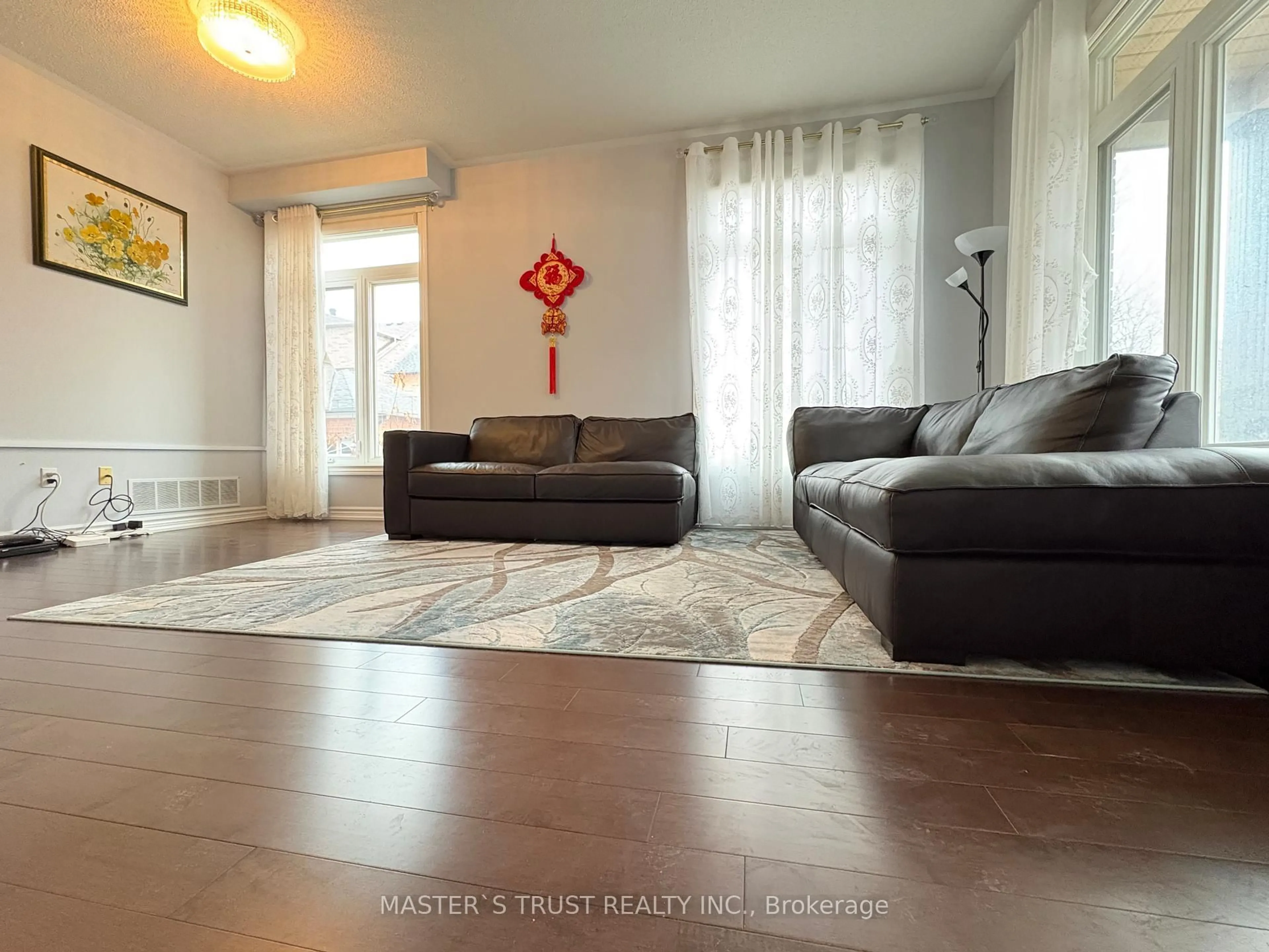 Living room with furniture, unknown for 55 Russell Hill Rd, Markham Ontario L6C 2M5