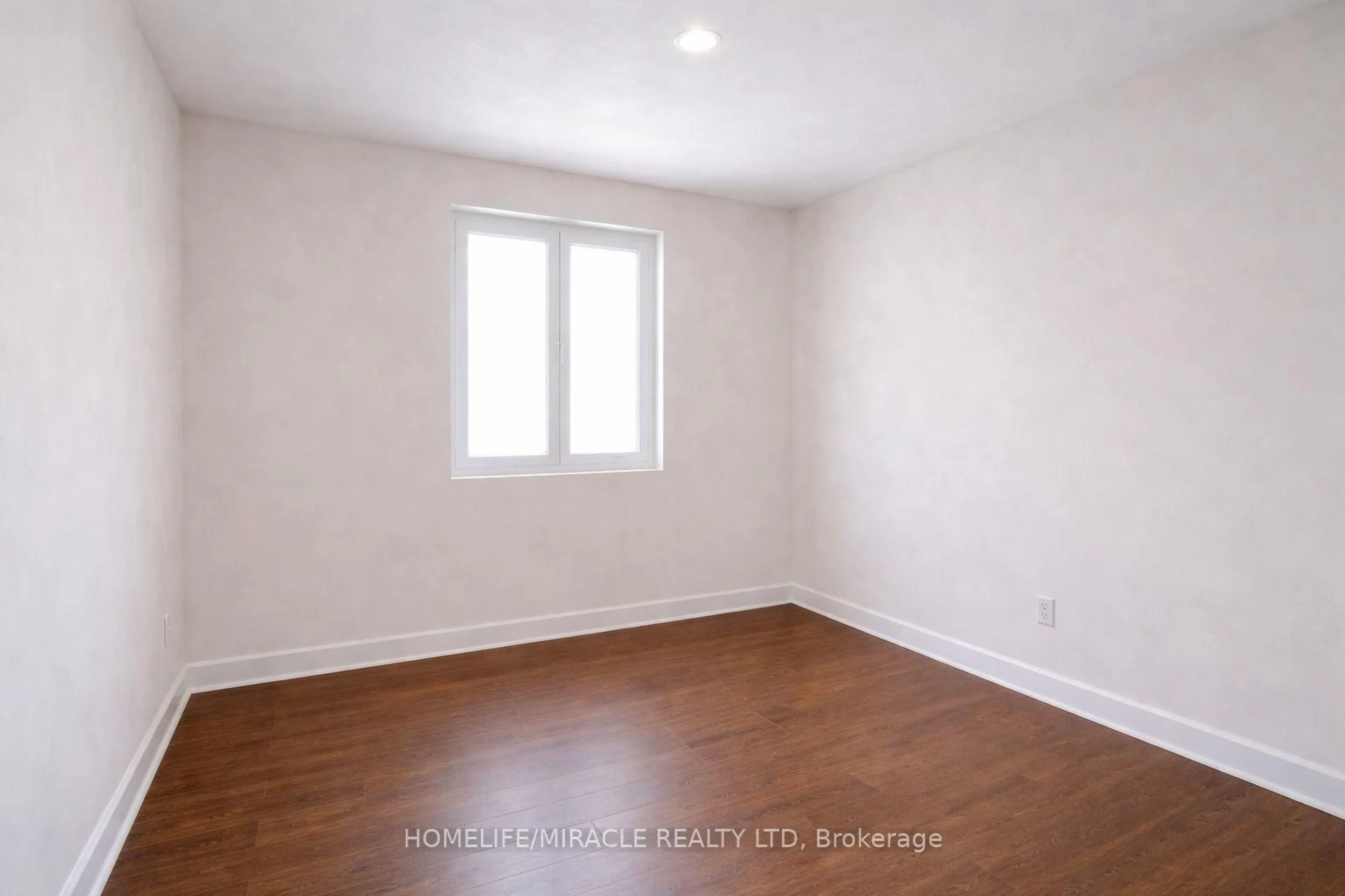 A pic of a room for 4555 14th Ave, Markham Ontario L3S 3K2