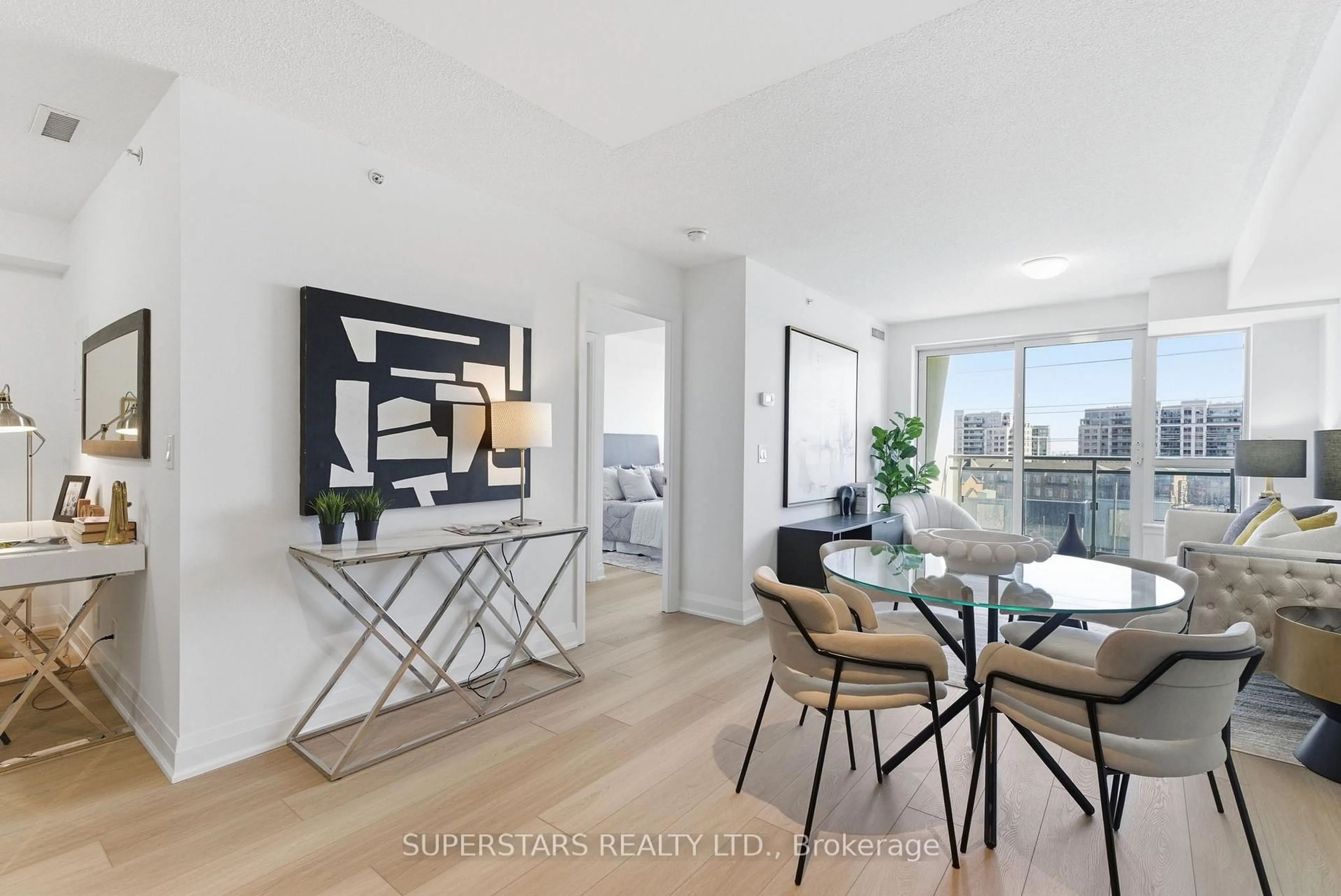 Unknown for 372 Highway 7 E Rd #606, Richmond Hill Ontario L4B 0C6