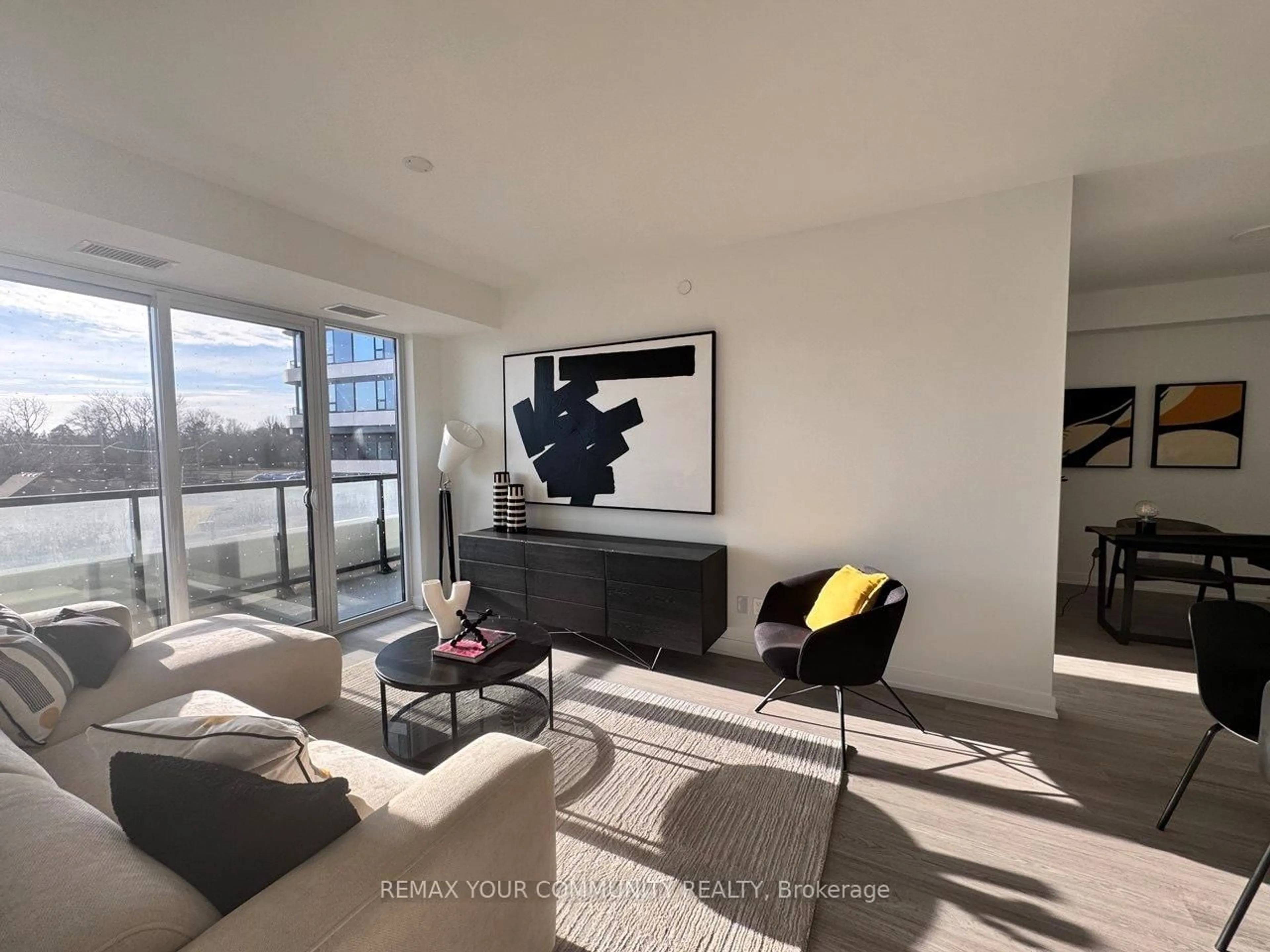 Living room with furniture, unknown for 8188 Yonge St #332, Vaughan Ontario L4J 0M2