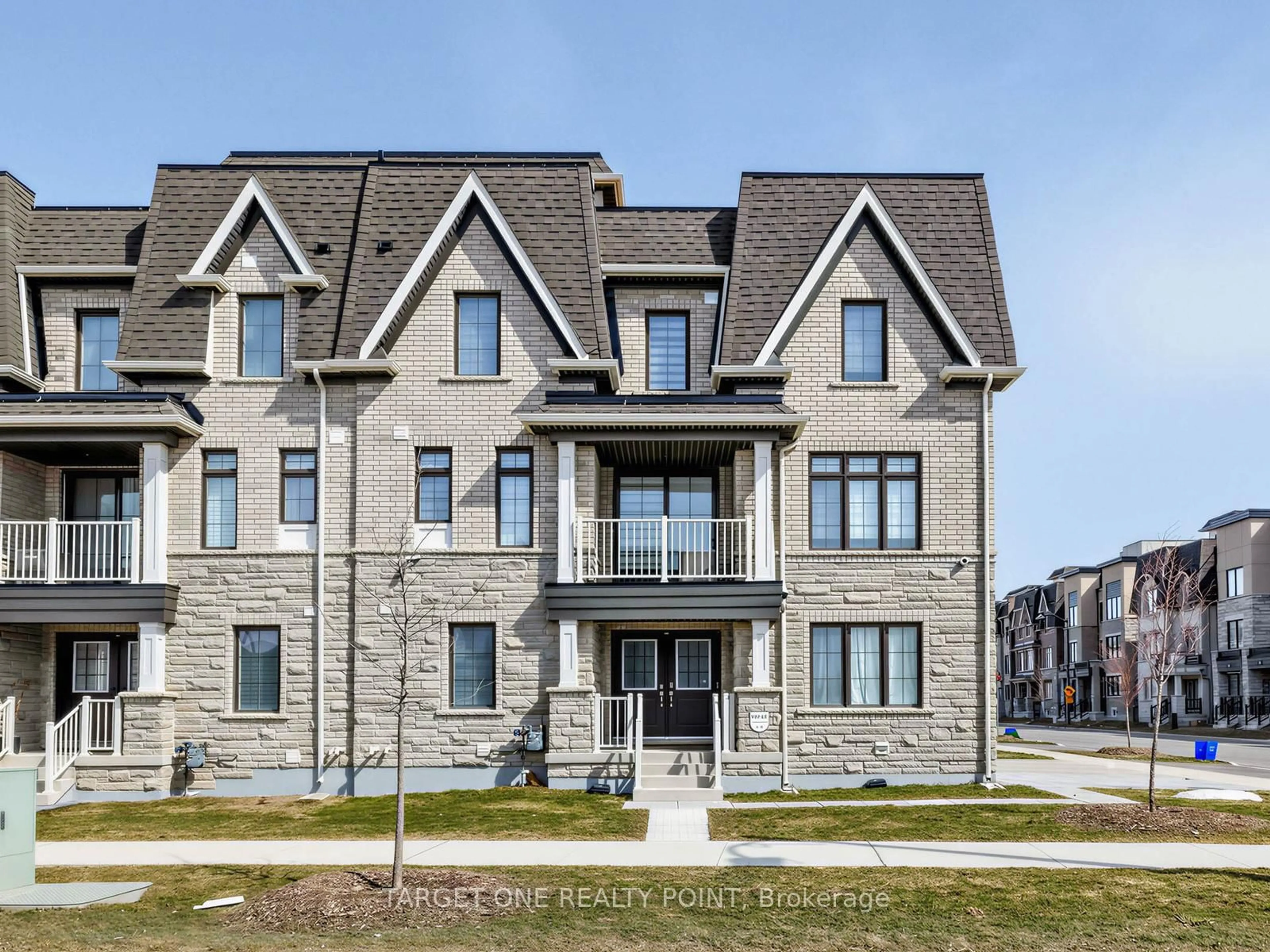 Home with brick exterior material, unknown for 2 William Shearn Cres, Markham Ontario L6C 3J3