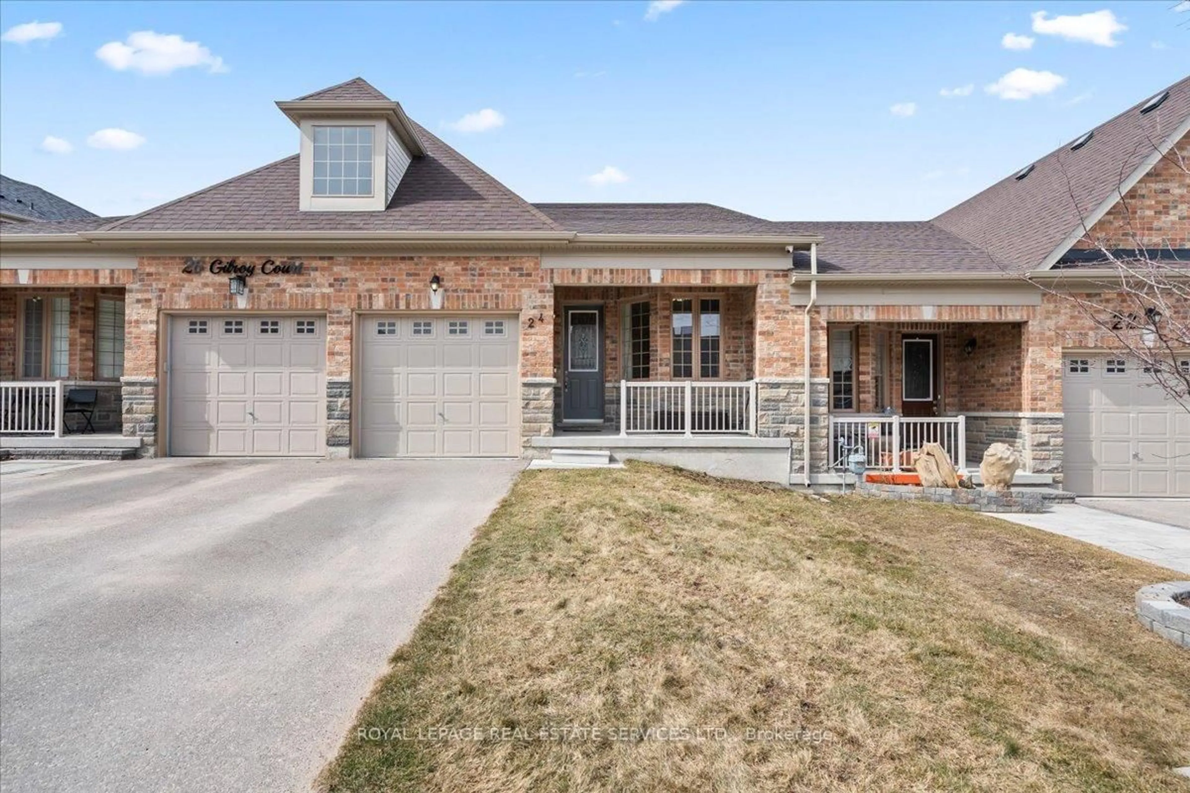 Home with brick exterior material, street for 24 Gilroy Crt, New Tecumseth Ontario L9R 0K8