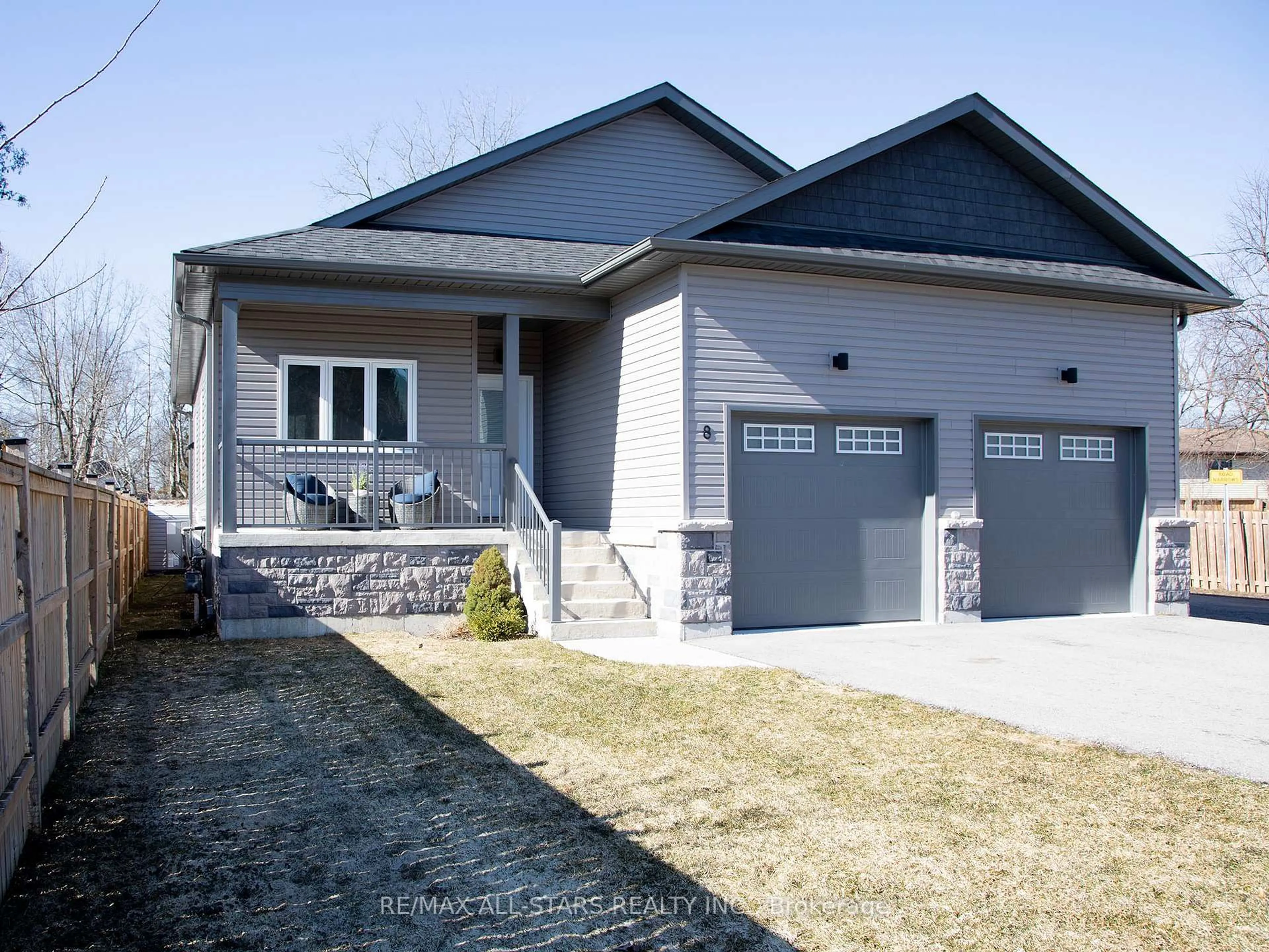 Home with vinyl exterior material, street for 8 Georgina St, Georgina Ontario L0E 1R0