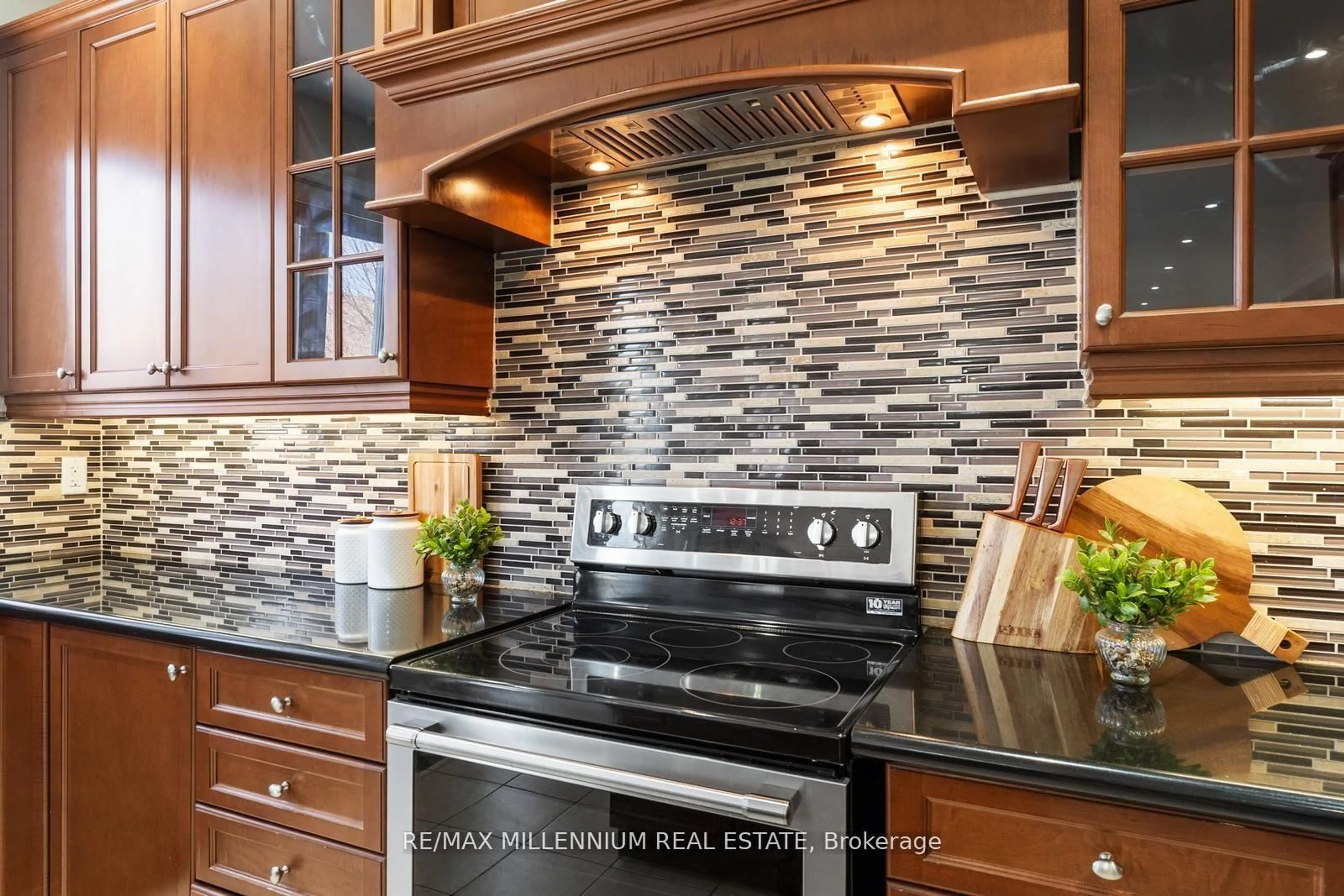 Contemporary kitchen, ceramic/tile floor for 433 Mavrinac Blvd, Aurora Ontario L4G 0J8