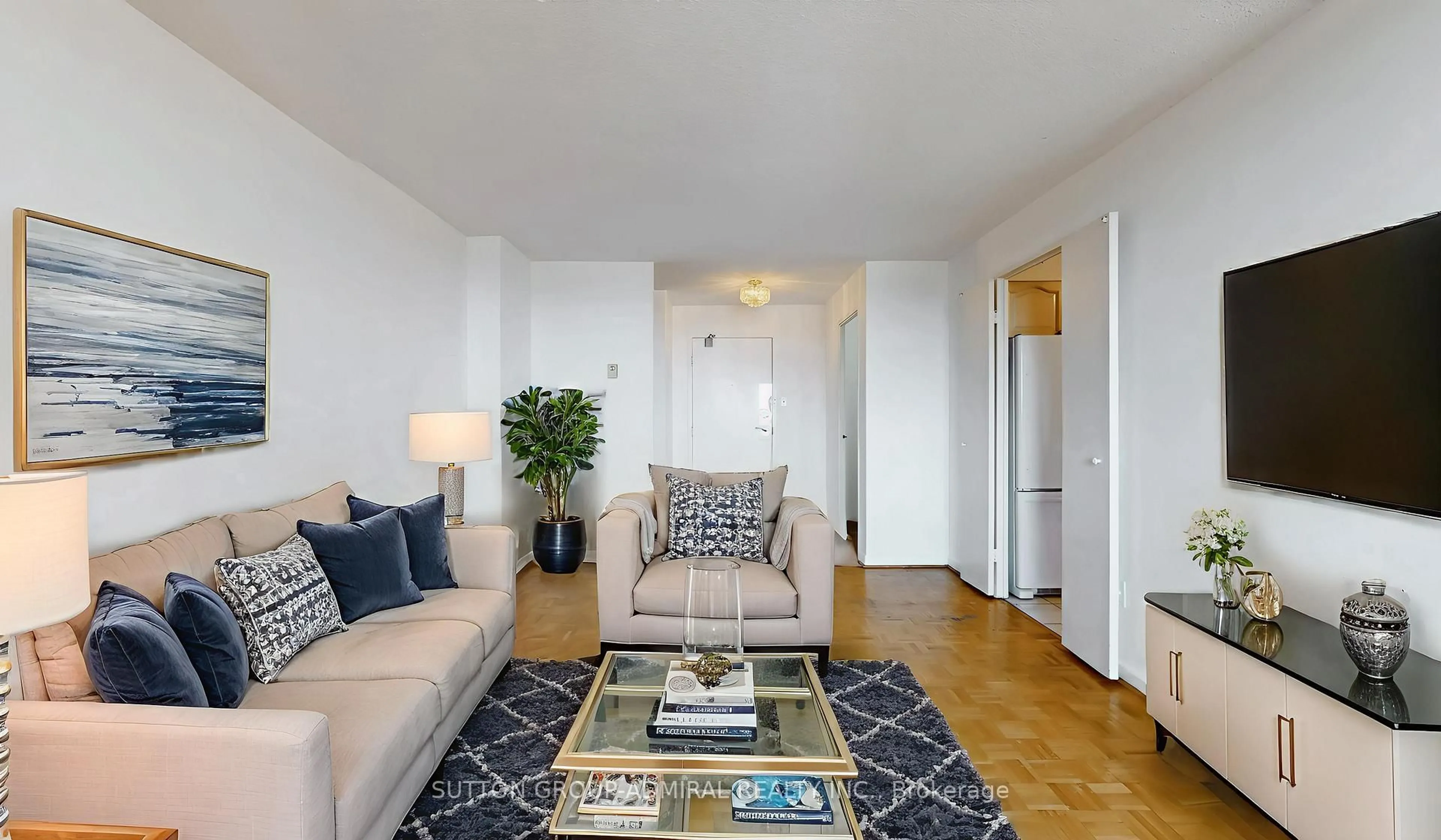 Living room with furniture, unknown for 80 Inverlochy Blvd #901, Markham Ontario L3T 4P3