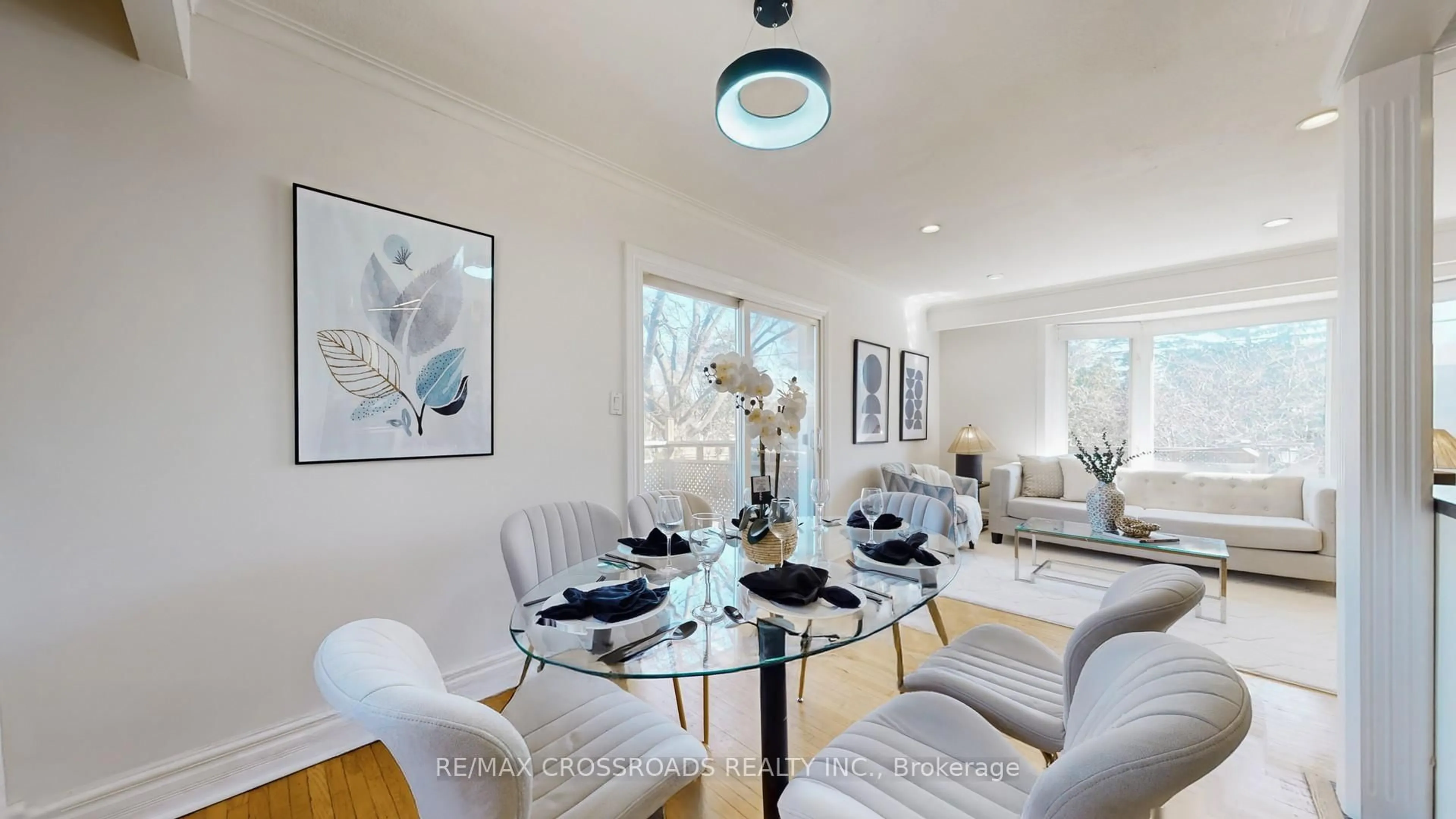 Dining room, unknown for 234 Sussex Ave, Richmond Hill Ontario L4C 2G4