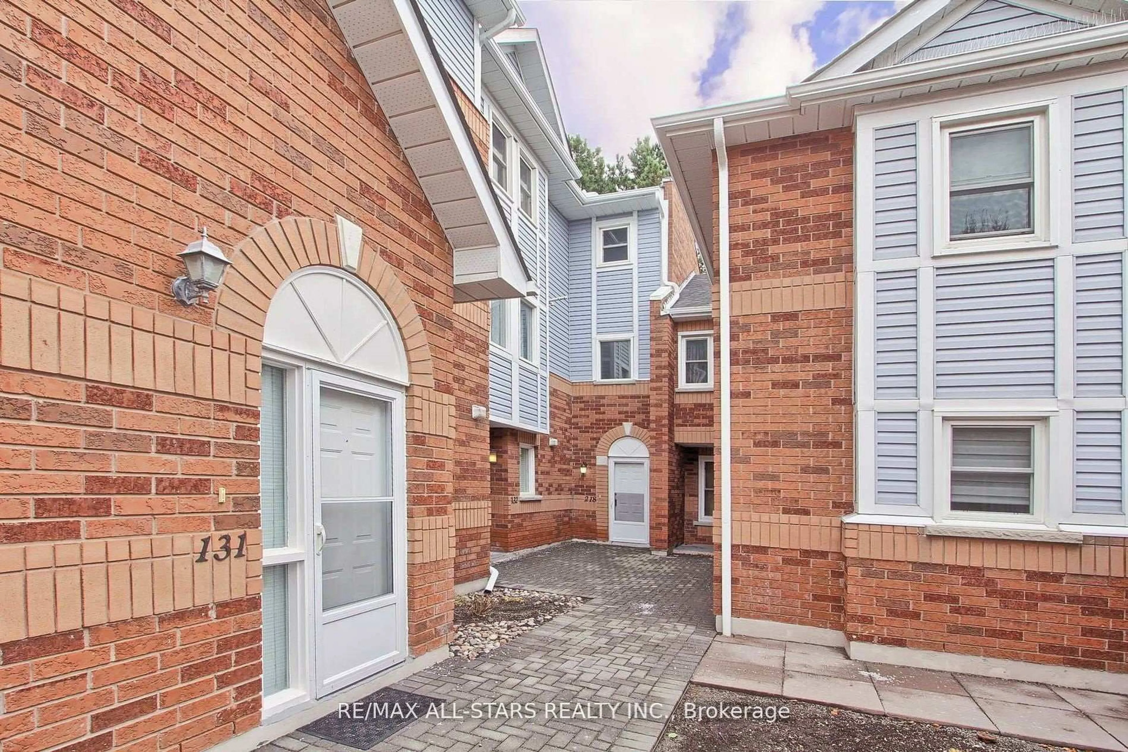 Unknown for 12421 Ninth Line #218, Whitchurch-Stouffville Ontario L4A 1J3