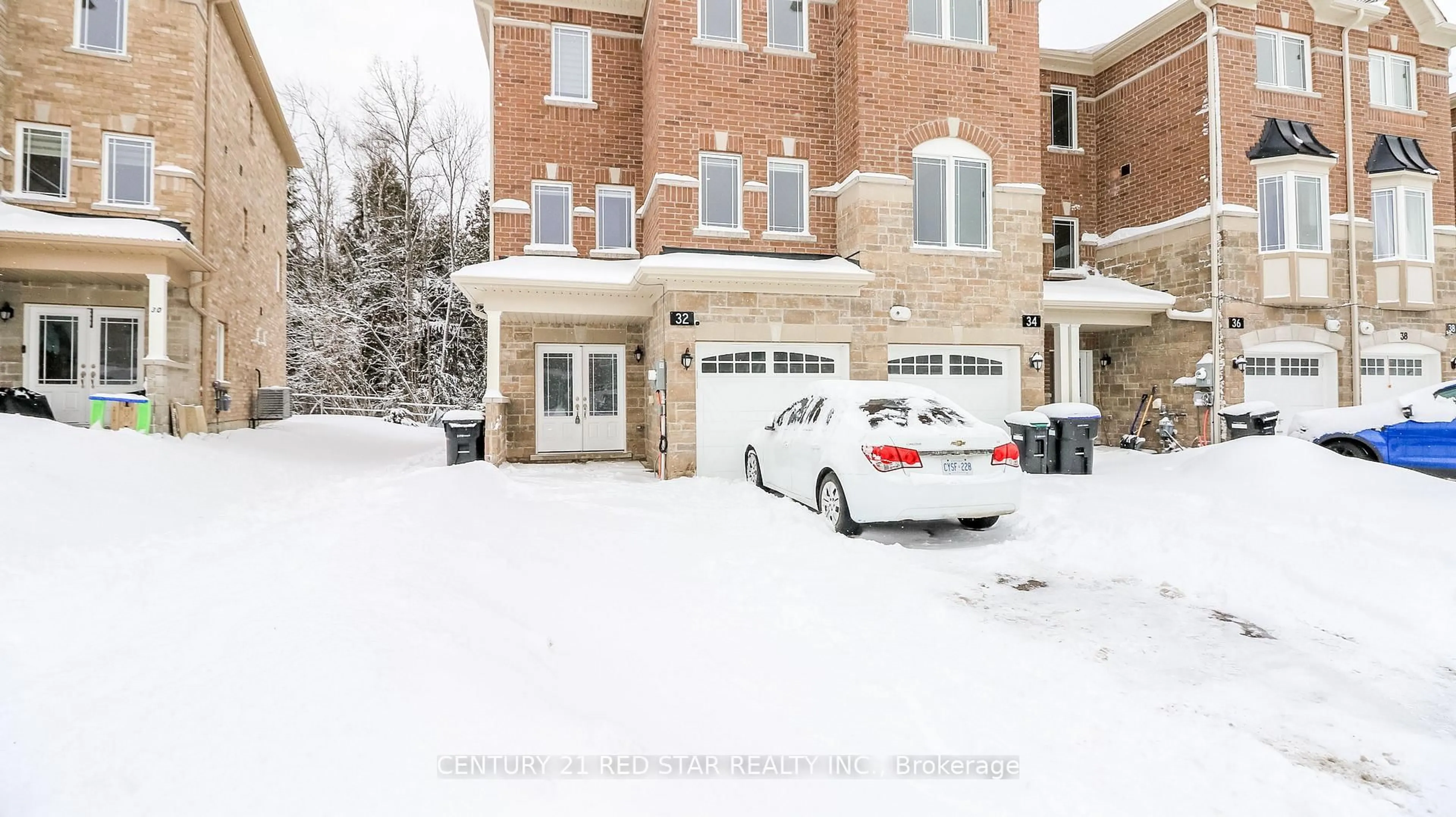 Home with brick exterior material, street for 32 Milson Cres, Essa Ontario L0M 1B4