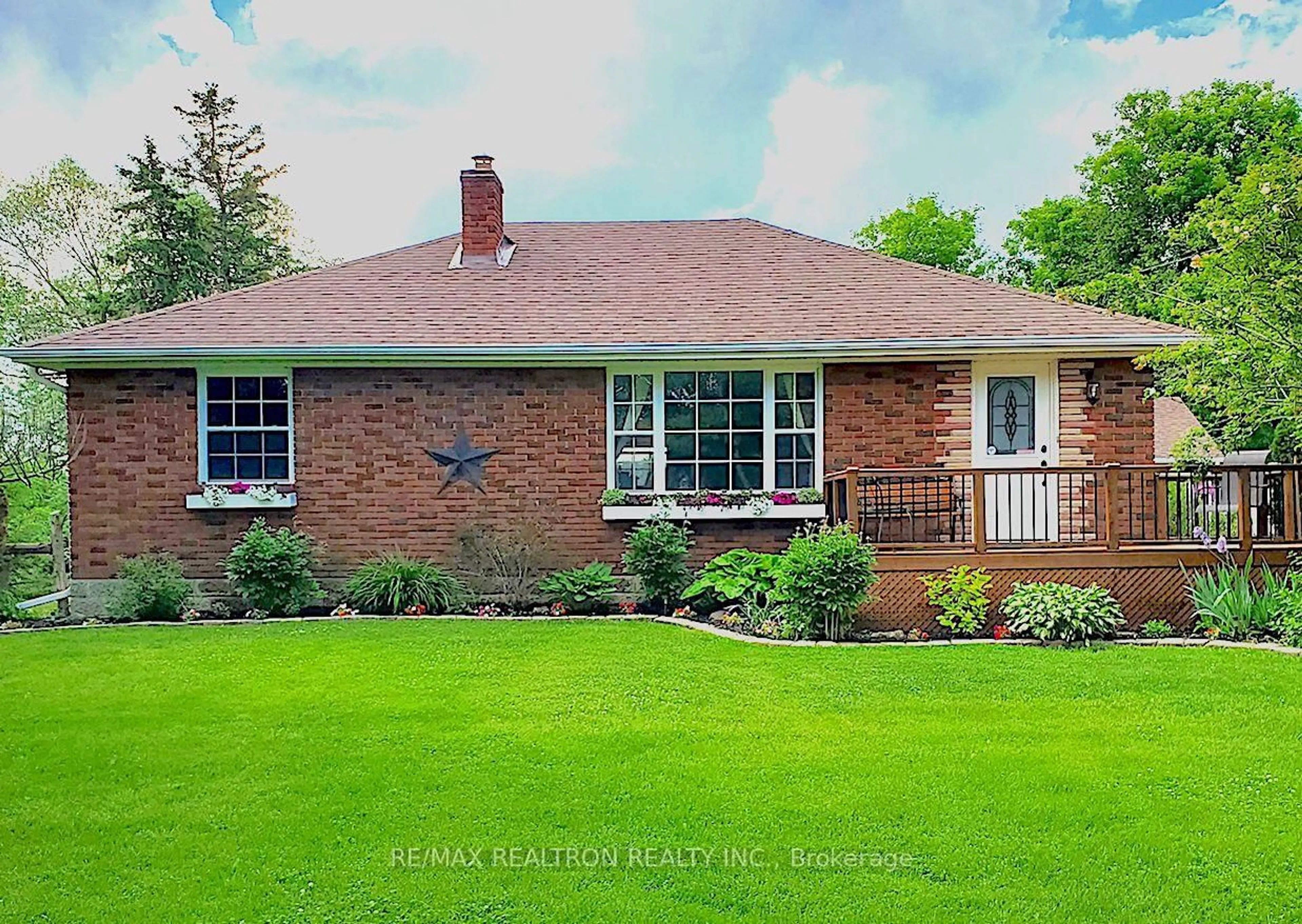 Home with brick exterior material, street for 4881 Mount Albert Rd, East Gwillimbury Ontario L0G 1M0