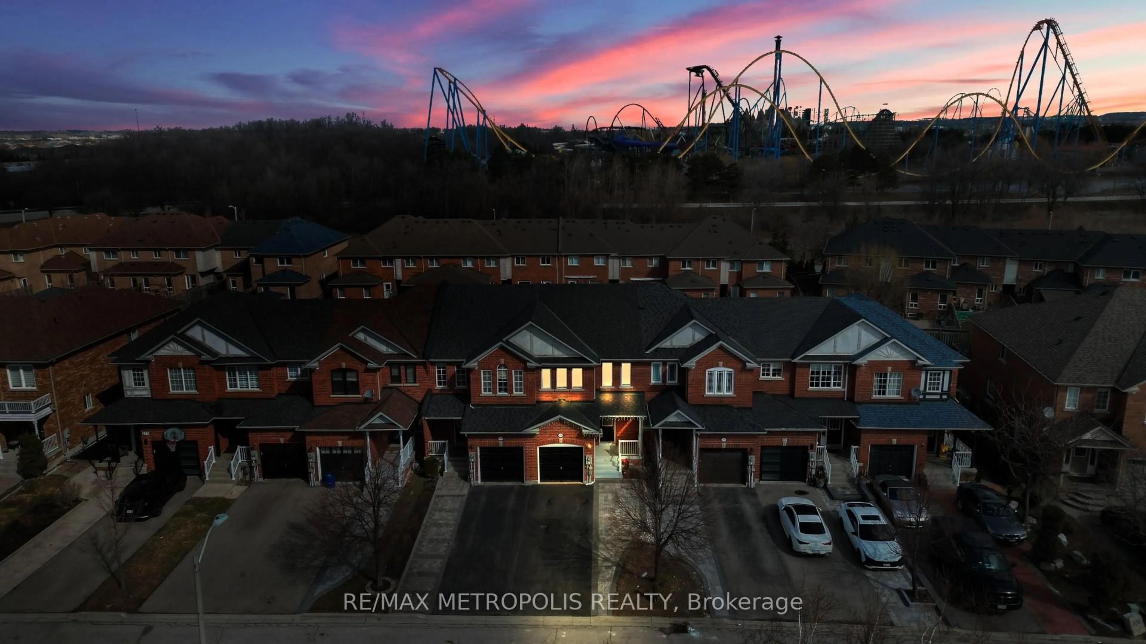 A pic from outside/outdoor area/front of a property/back of a property/a pic from drone, unknown for 220 Deepsprings Cres, Vaughan Ontario L6A 3W1