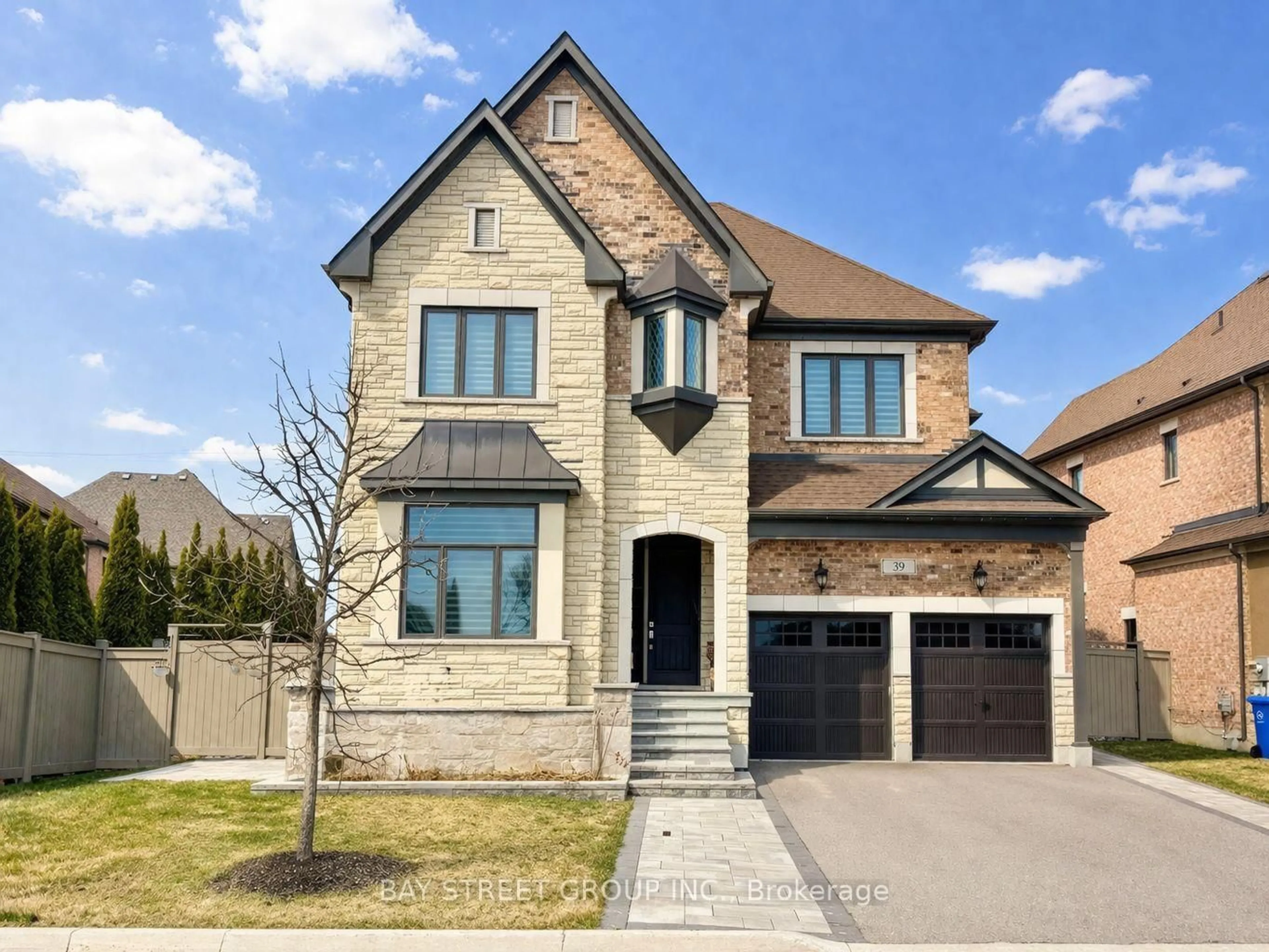 Home with brick exterior material, street for 39 Cairns Gate, King Ontario L7B 0P5