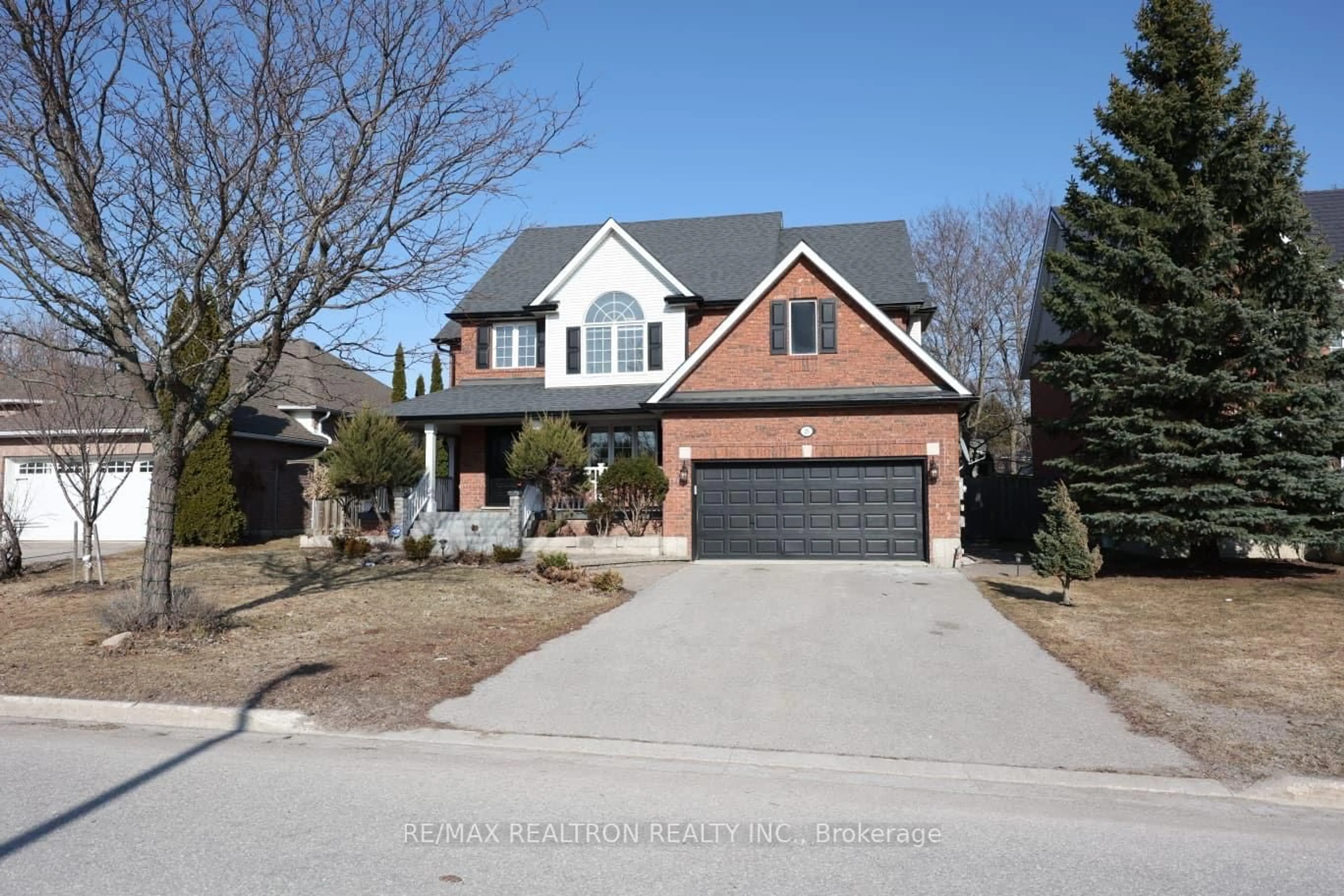 Home with brick exterior material, street for 25 Highcastle Ave, Georgina Ontario L4P 4B4