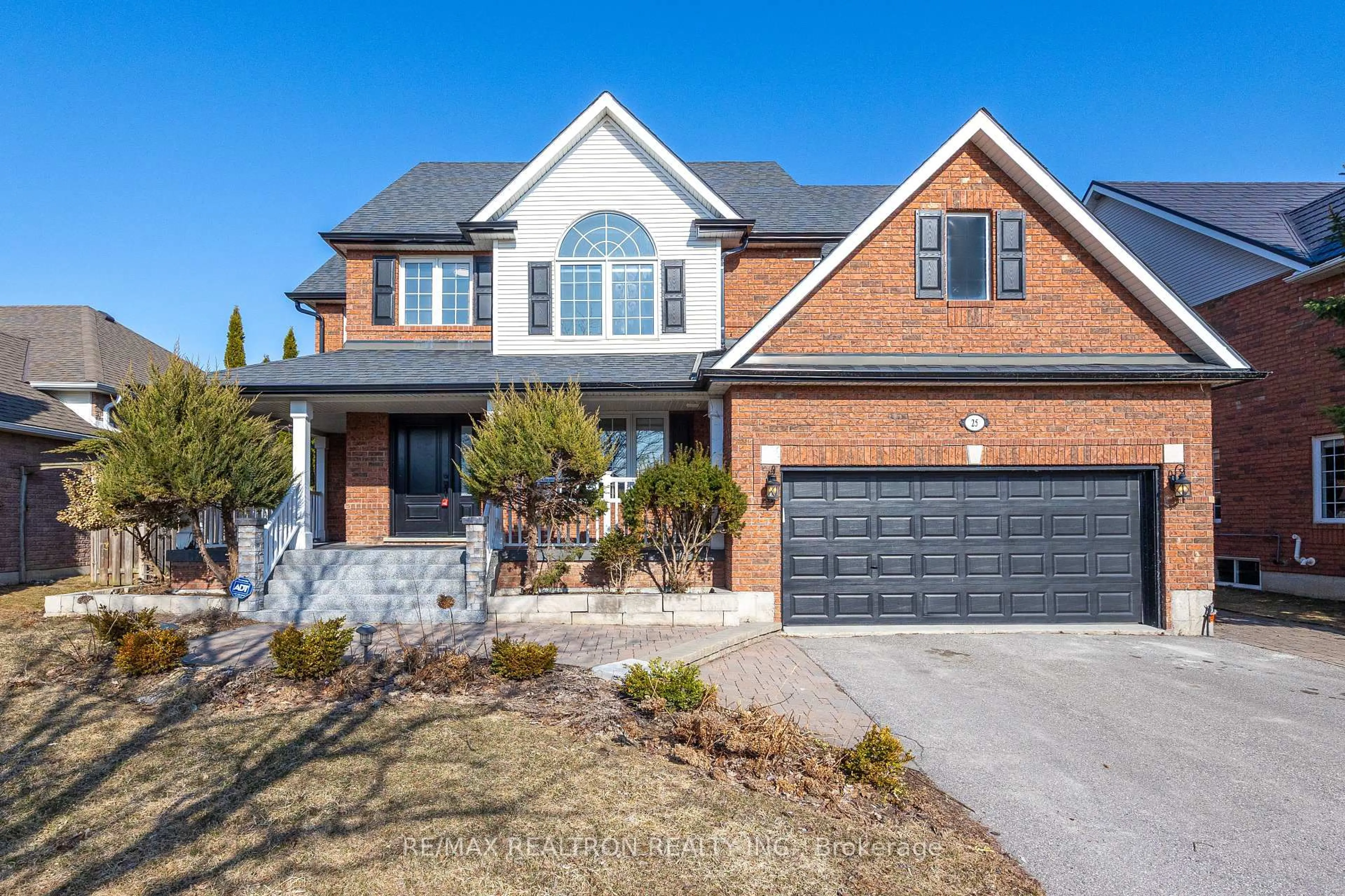 Home with brick exterior material, street for 25 Highcastle Ave, Georgina Ontario L4P 4B4