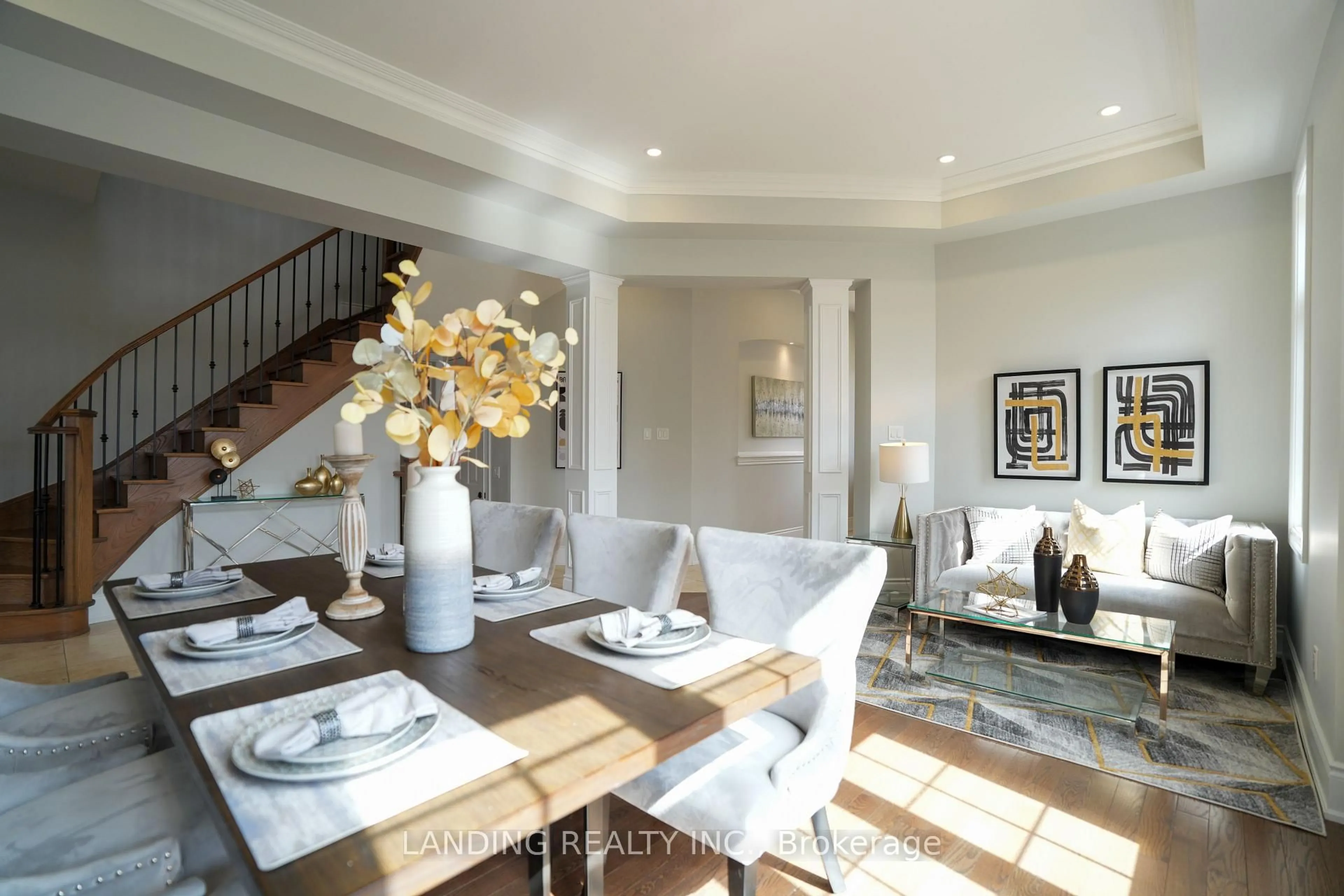 Dining room, unknown for 118 Burns Blvd, King Ontario L7B 0M5