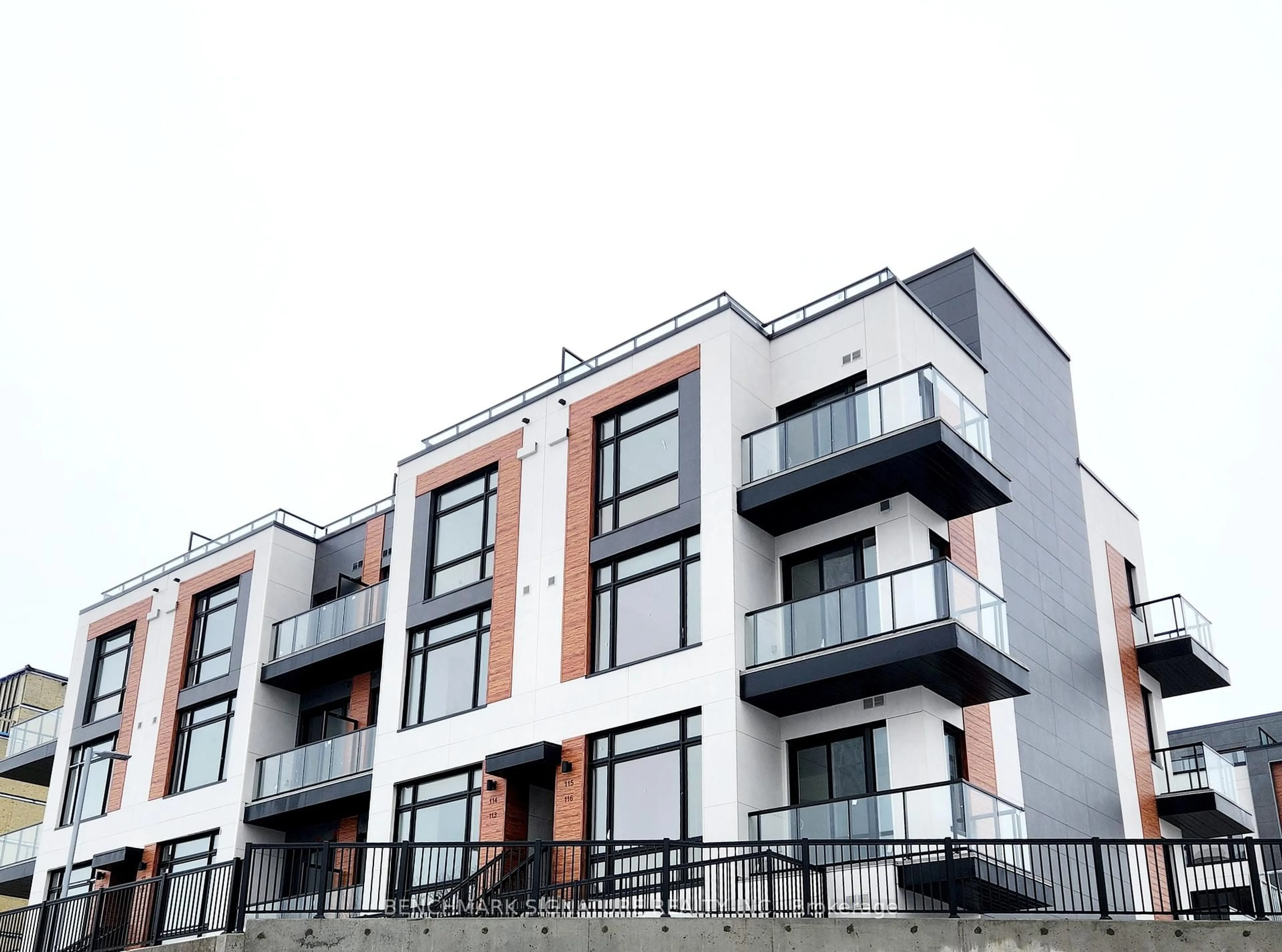 Unknown for 10 Steckley House Lane #113, Richmond Hill Ontario L4S 0N1