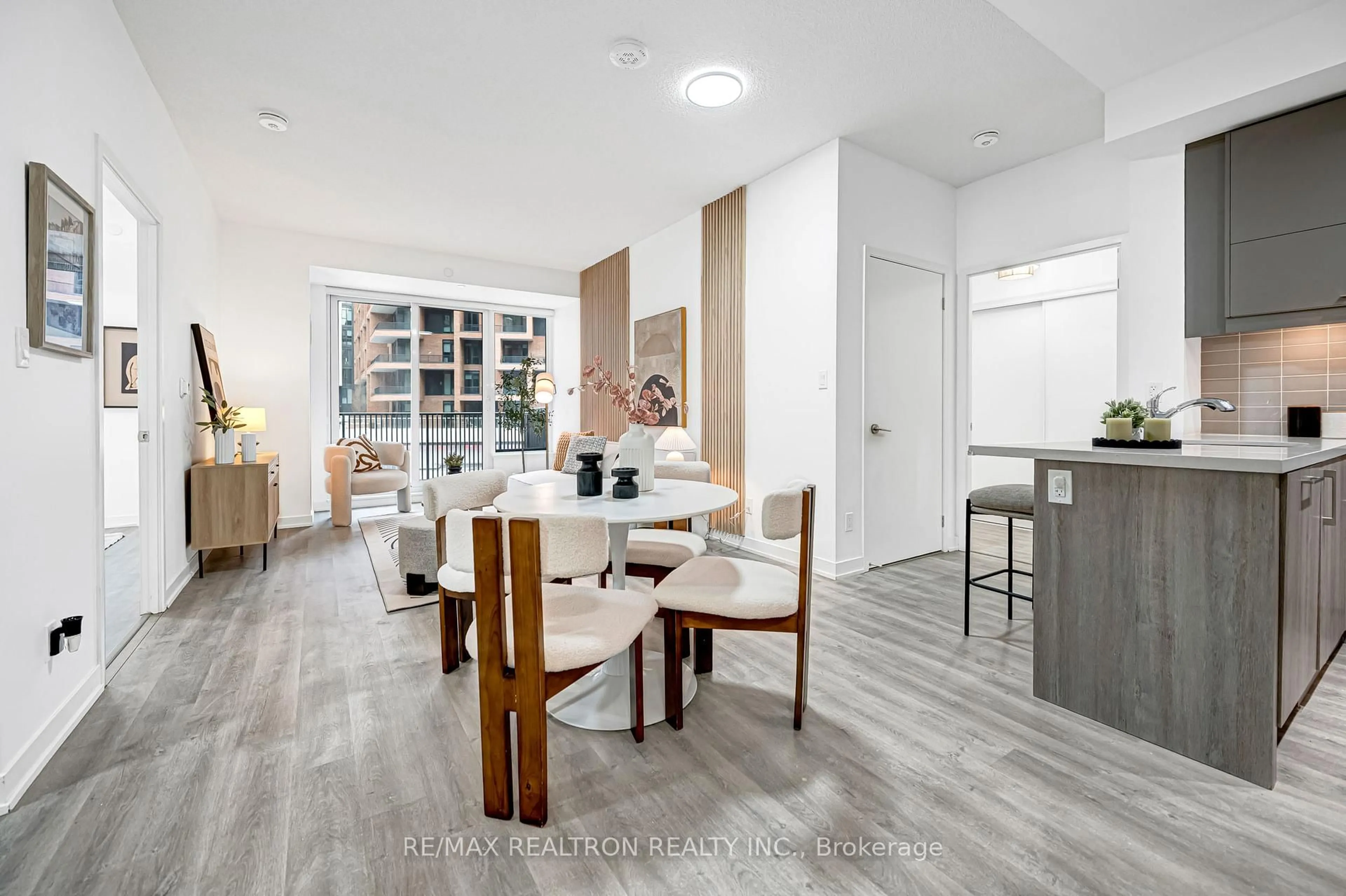 Open concept kitchen, unknown for 38 Simcoe Prom #403C, Markham Ontario L6G 0H7