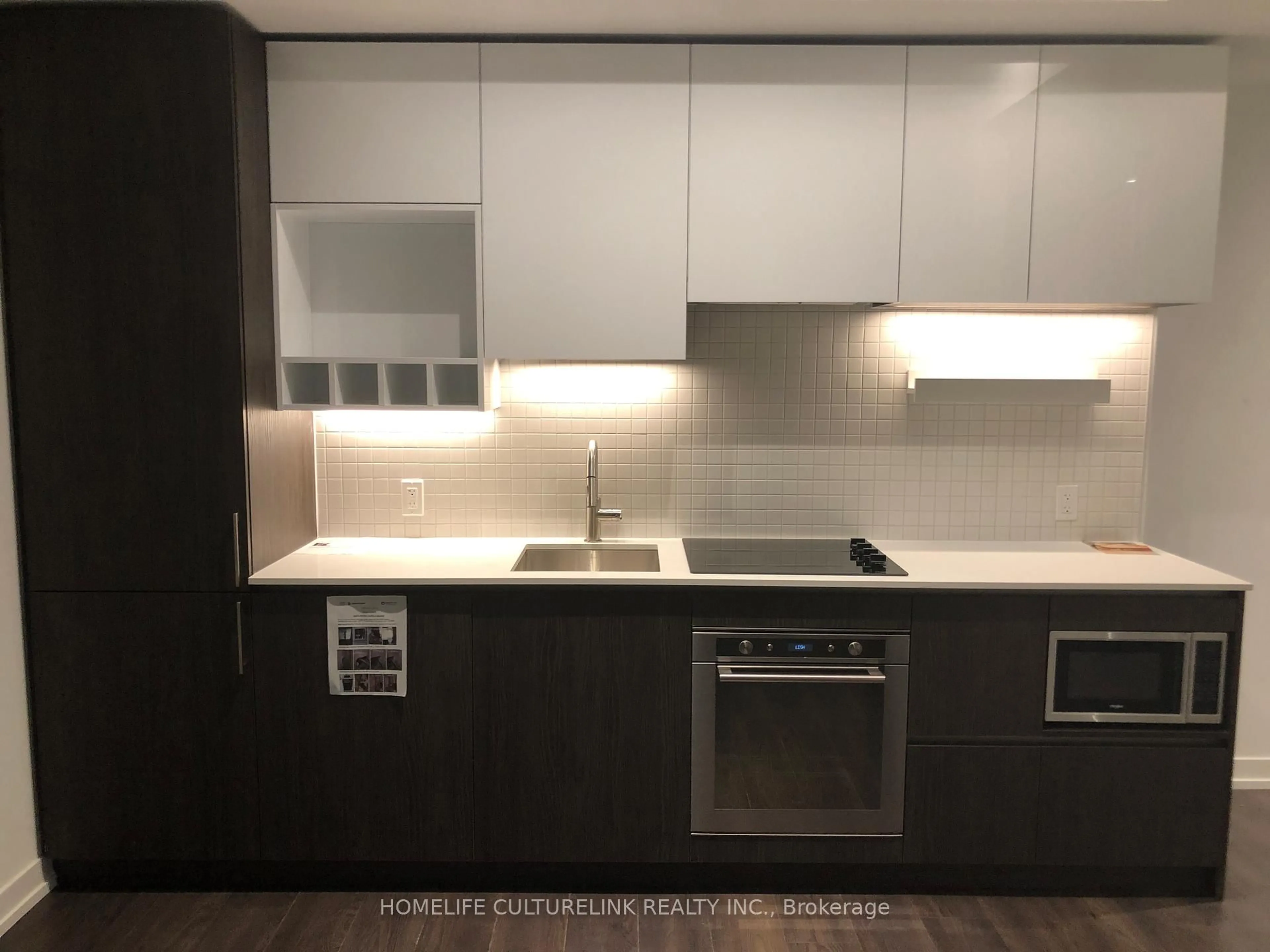 Standard kitchen, wood/laminate floor for 5 Buttermill Ave #5812, Vaughan Ontario L4K 0J5