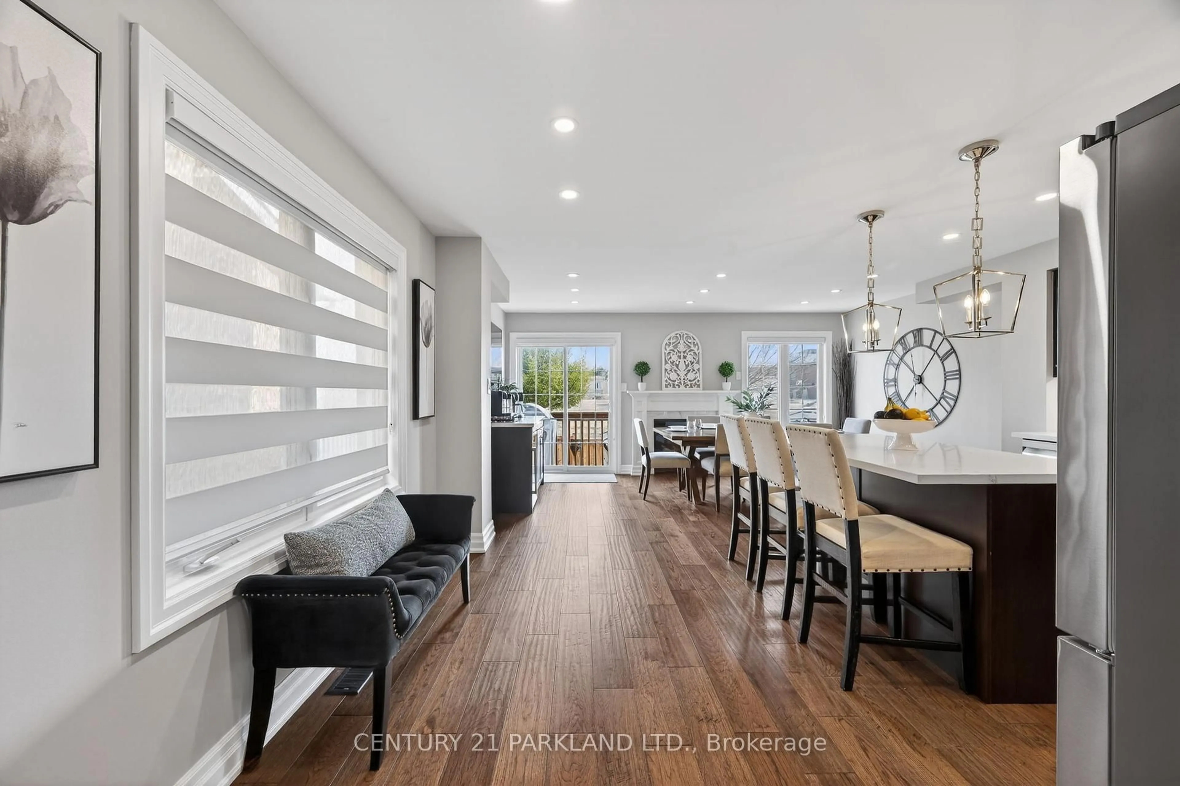 Open concept kitchen, unknown for 123 RUSSEL Dr, Bradford West Gwillimbury Ontario L3Z 3B9