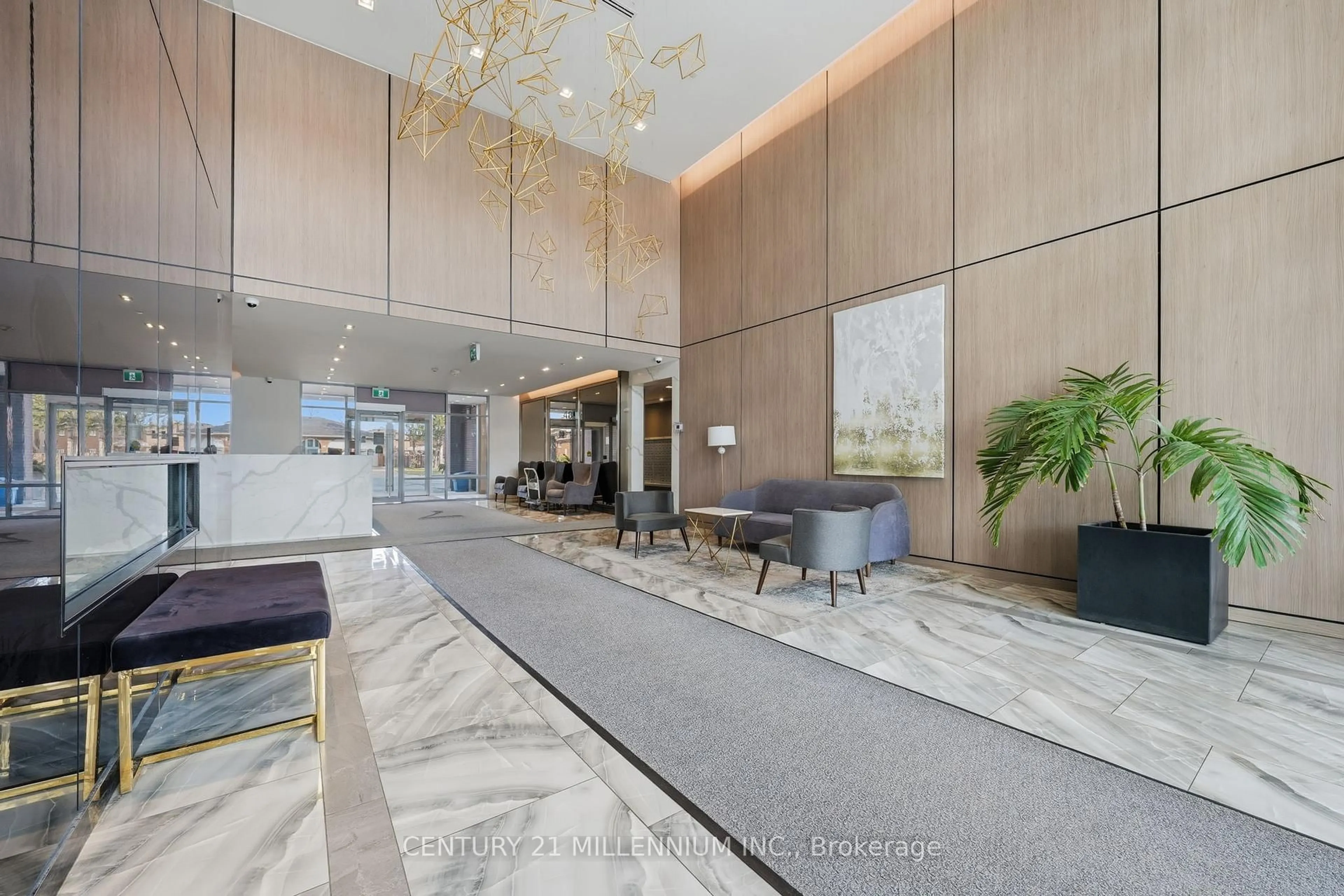Lobby for 4800 Highway 7 Rd #627, Vaughan Ontario L4L 1H8