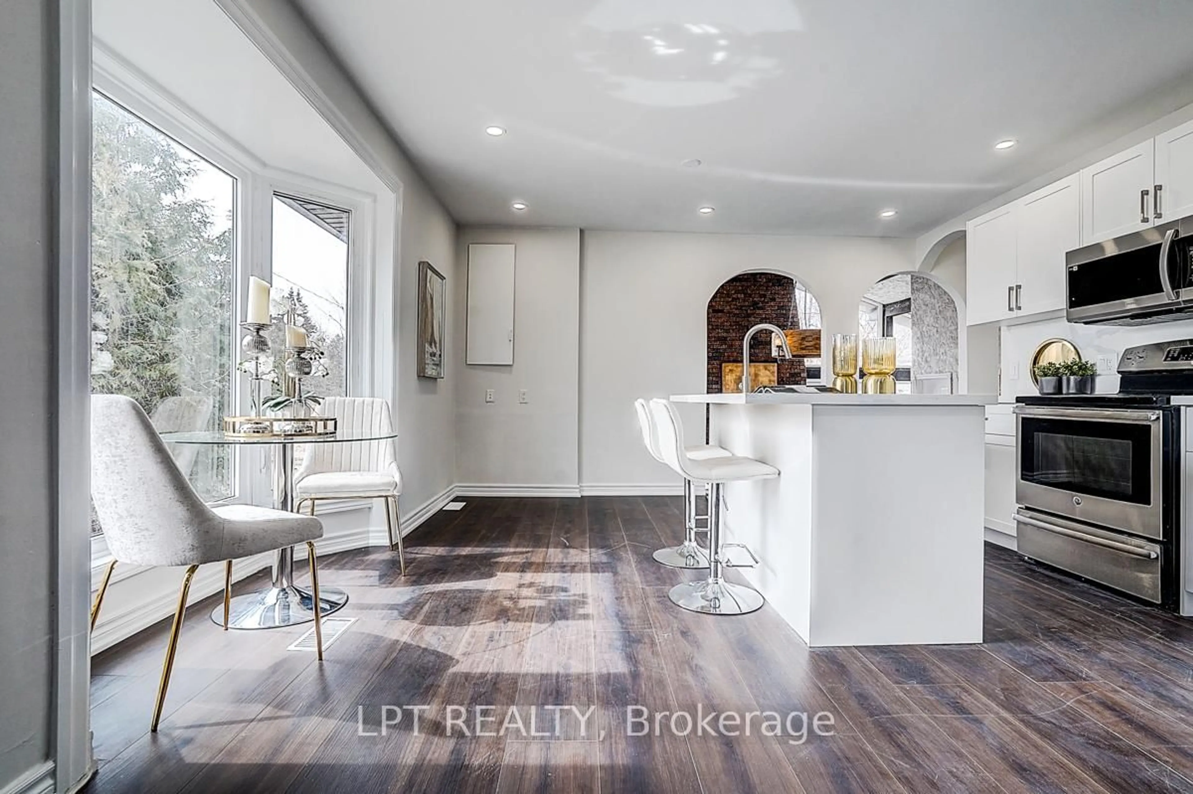 Unknown for 194 South Channel Dr, Georgina Ontario L4P 2N3