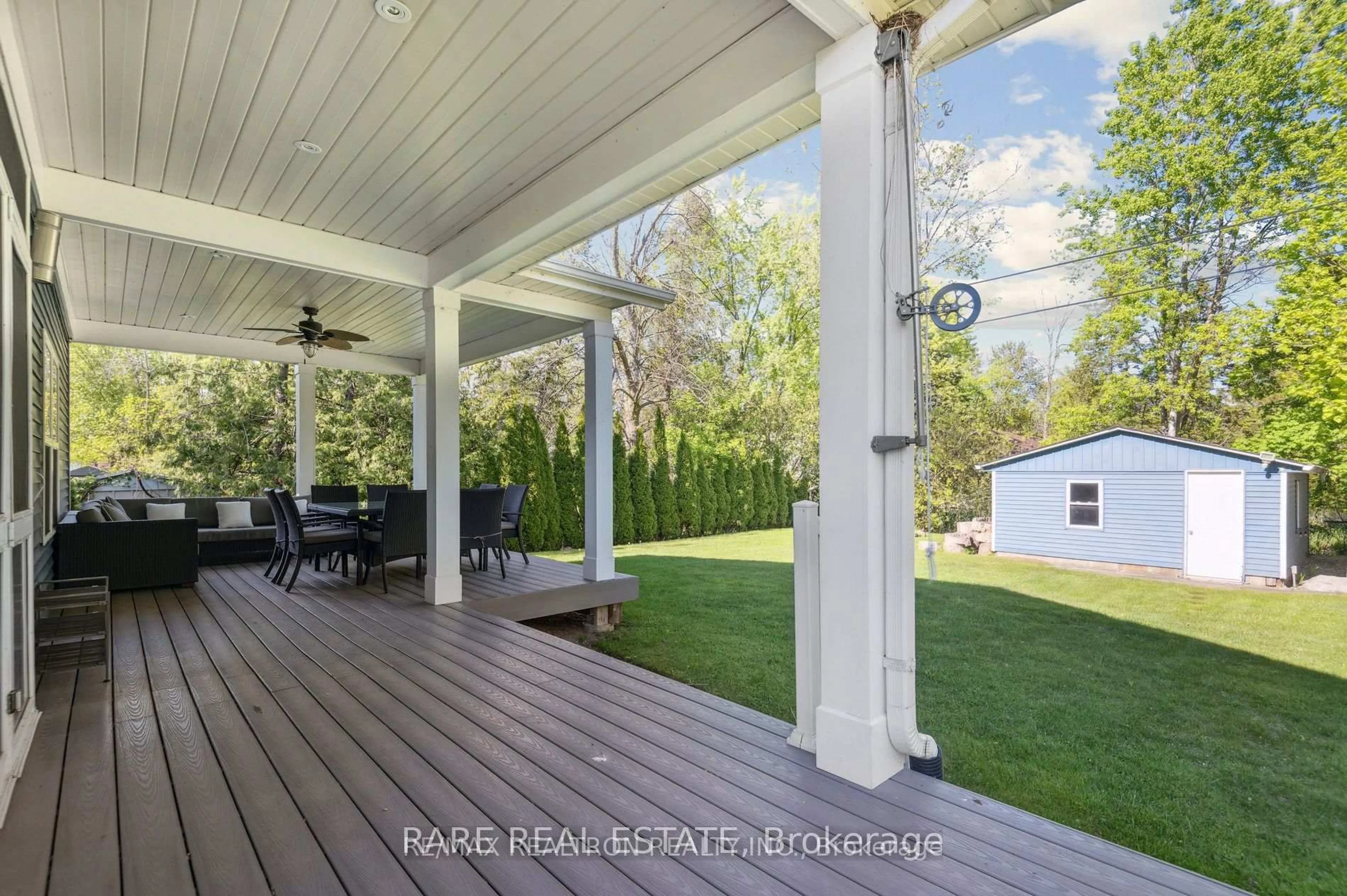 Patio, unknown for 1231 Temple Ave, Innisfil Ontario L0L 1C0