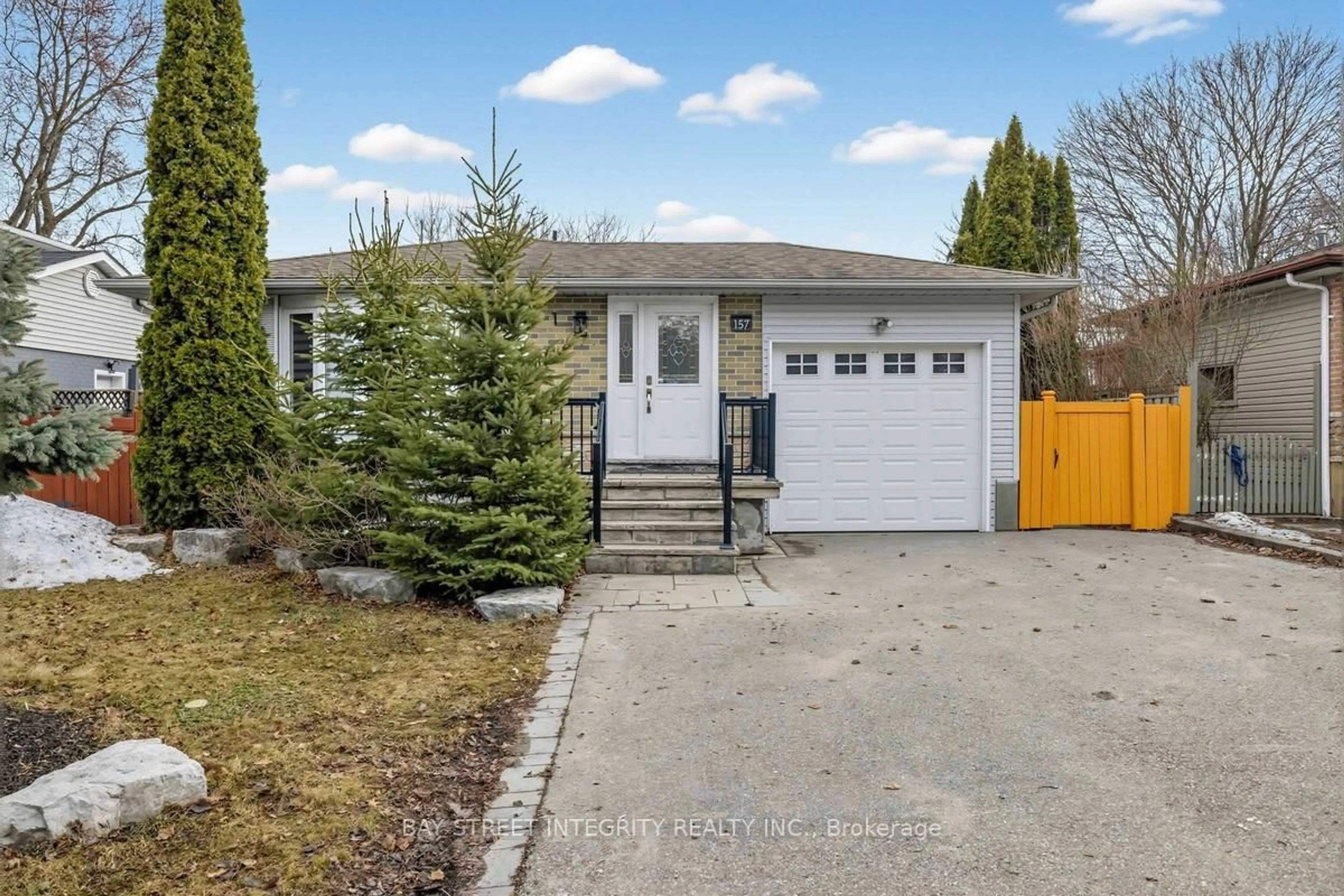 Unknown for 157 Orchard Heights Blvd, Aurora Ontario L4G 3A3