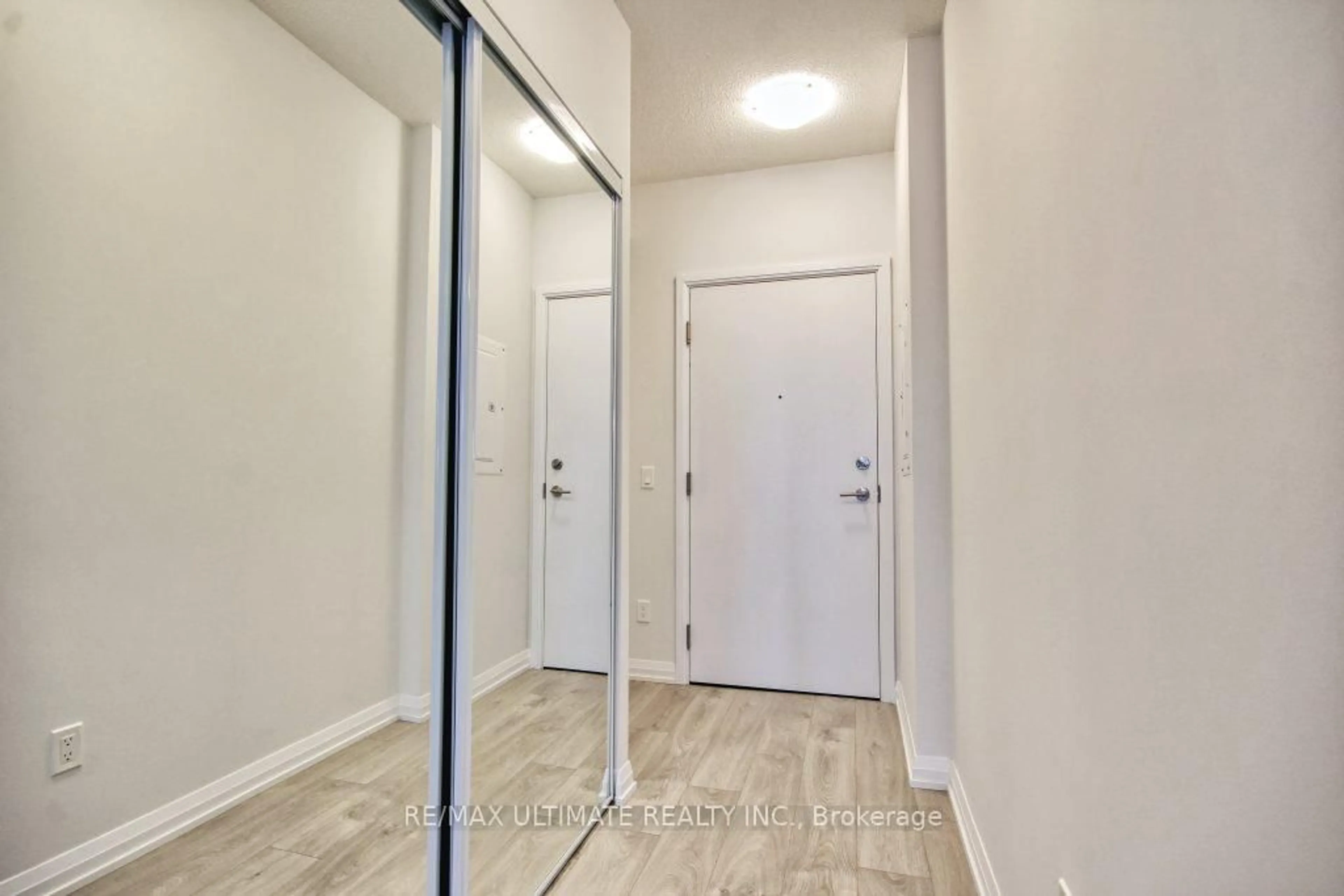 Indoor entryway for 7895 Jane St #310, Vaughan Ontario L4K 2M7