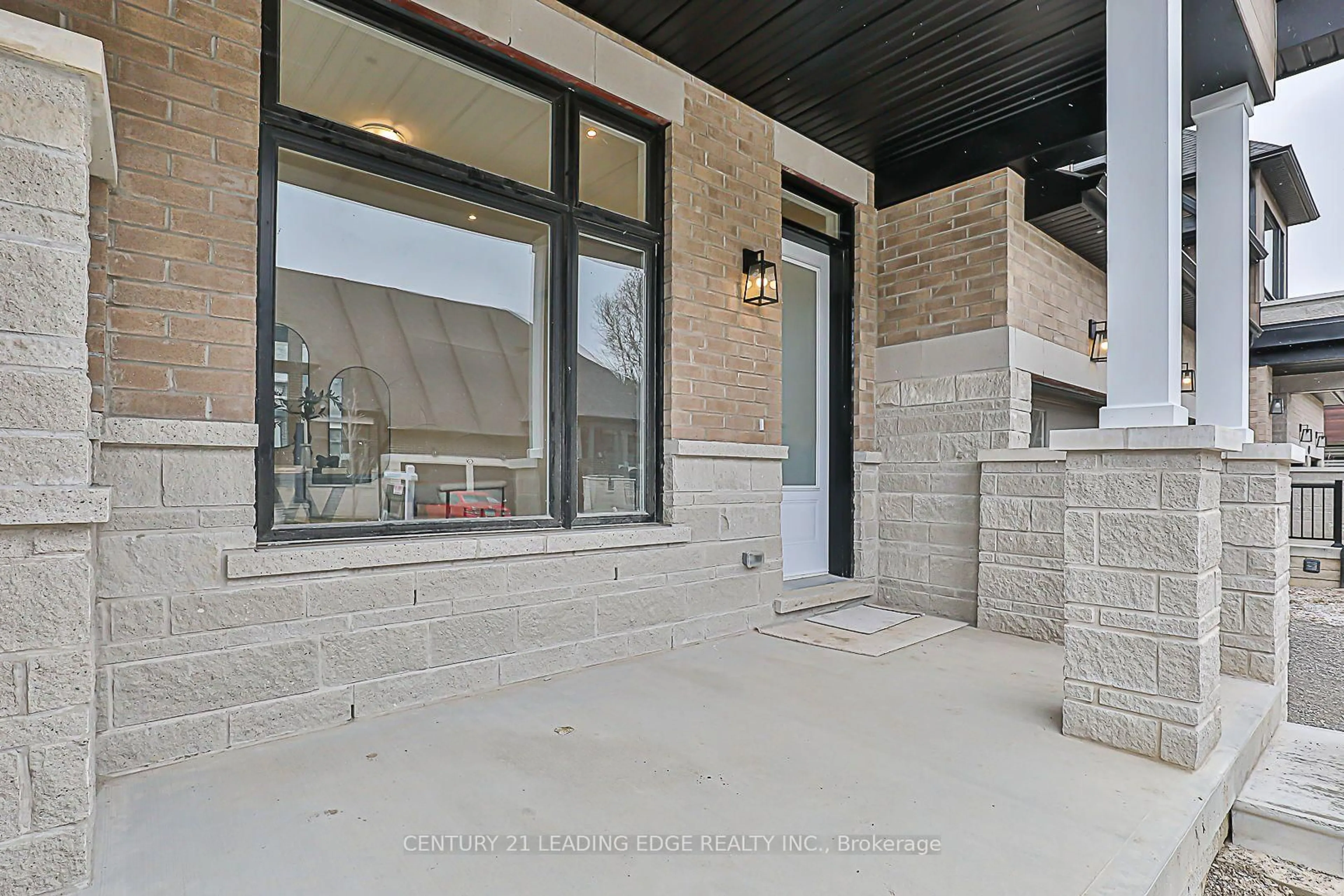 Patio, street for 17 David Worgan Tr, Uxbridge Ontario L9P 0R9