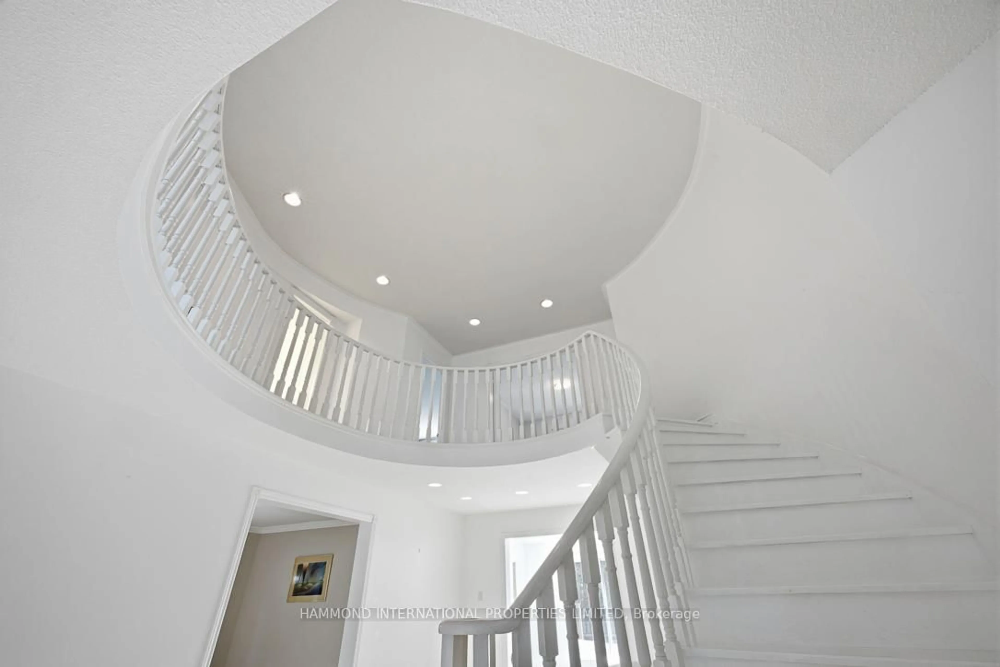 Stairs for 31 Vesta Dr, Richmond Hill Ontario L4B 2M2
