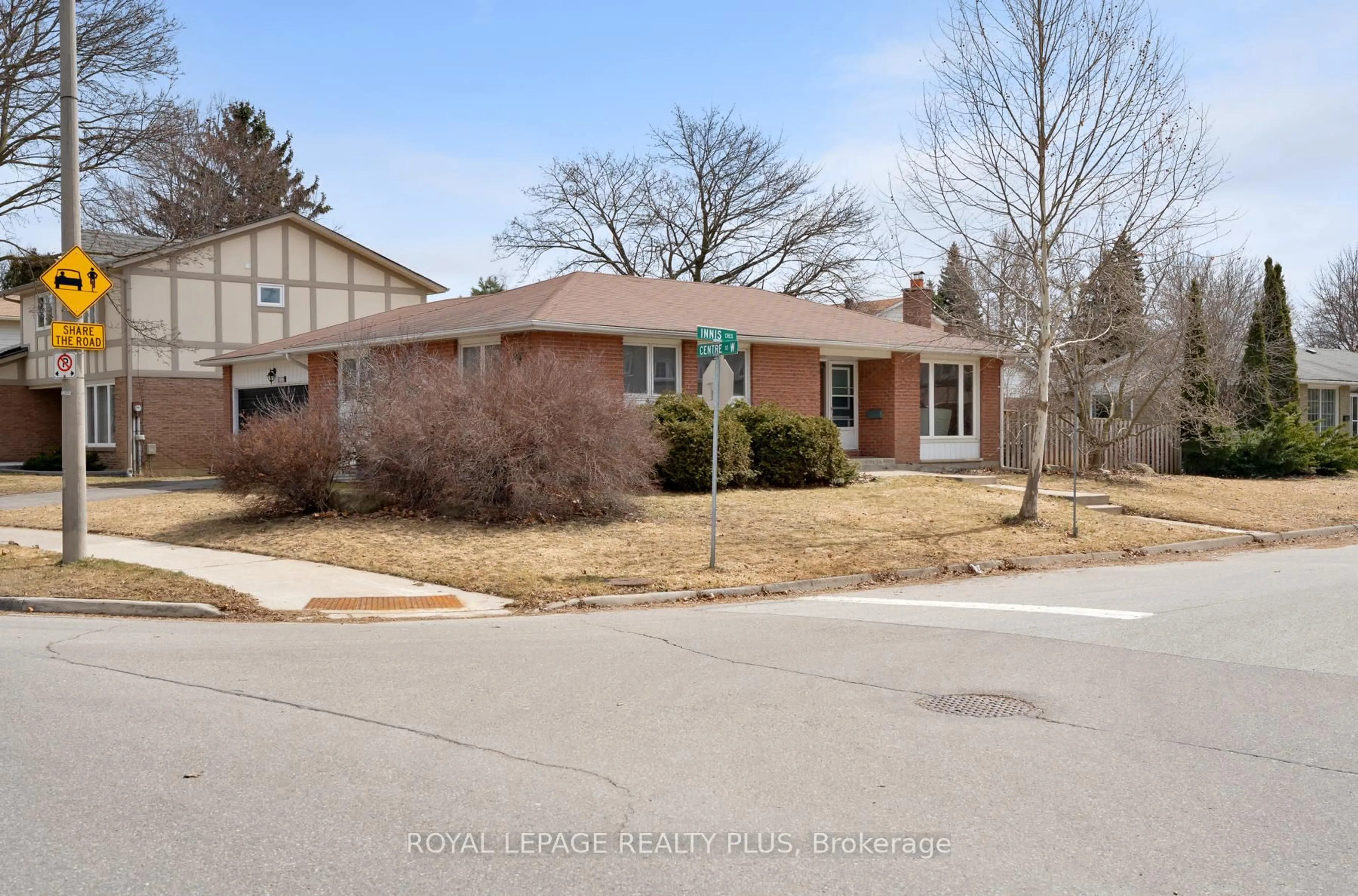 Home with brick exterior material, street for 222 Centre St, Richmond Hill Ontario L4C 5K1