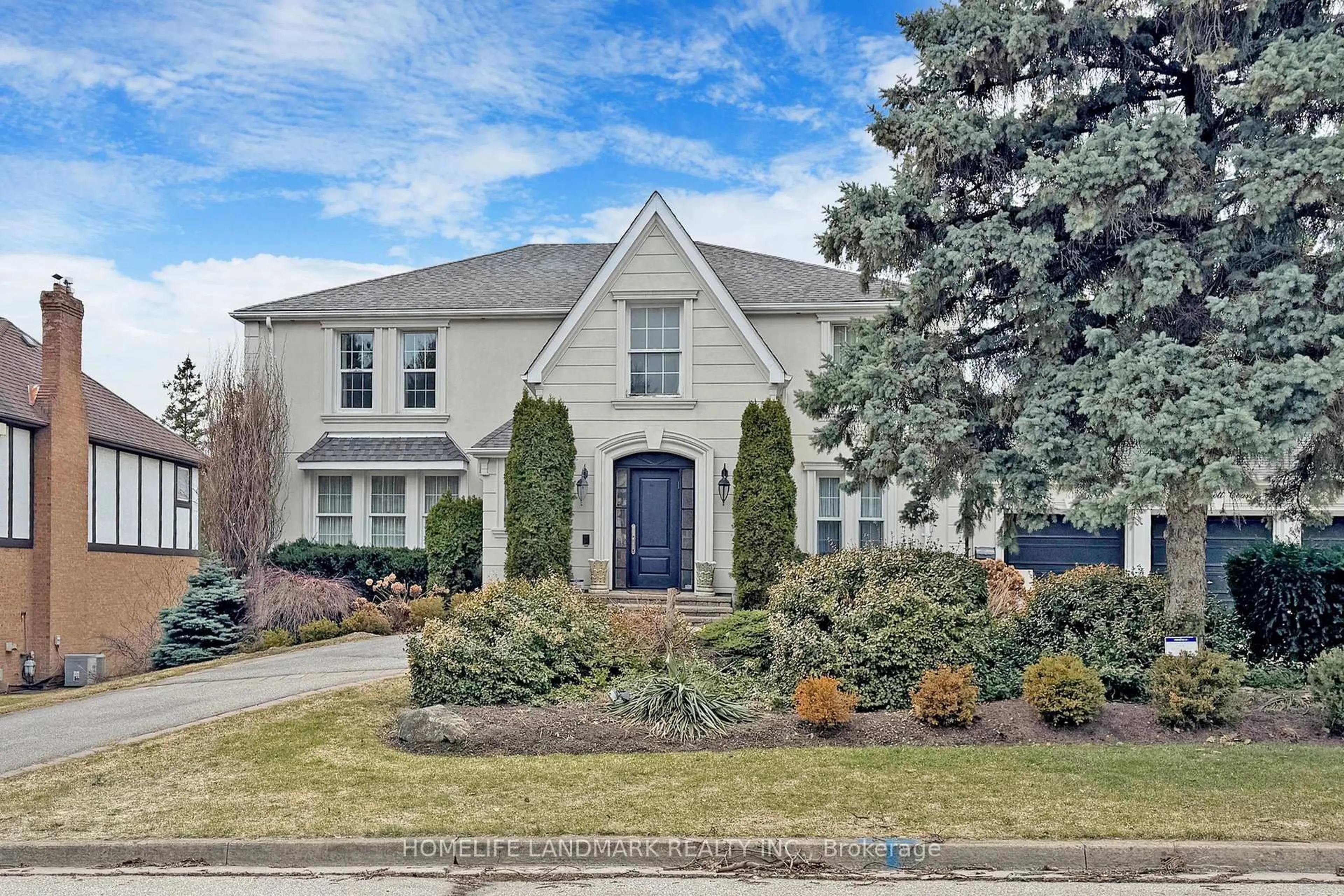 Home with brick exterior material, street for 8 Prescott Crt, Markham Ontario L3T 5W7