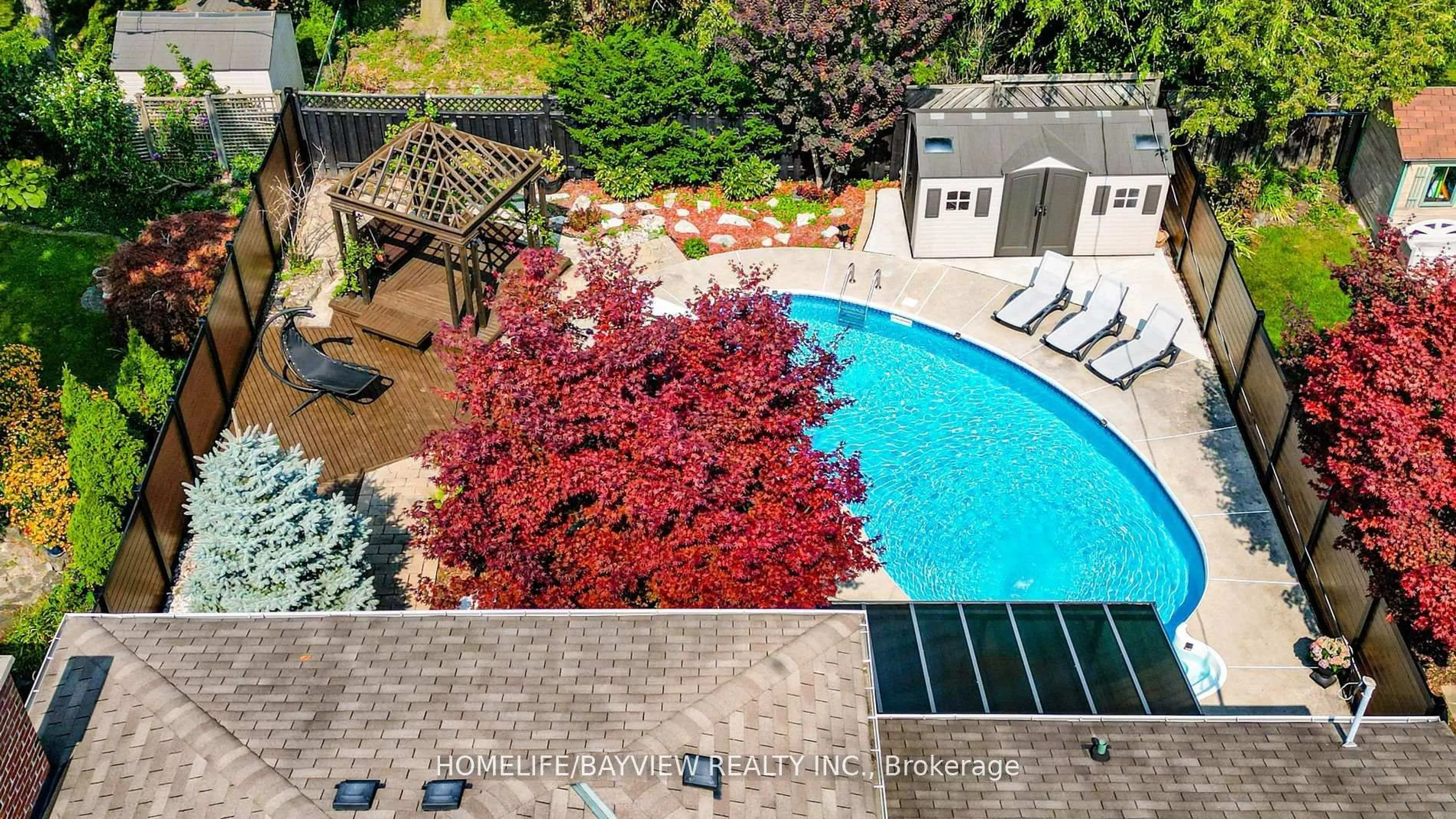 A pic from outside/outdoor area/front of a property/back of a property/a pic from drone, unknown for 32 Silver Aspen Dr, Markham Ontario L3T 3T2