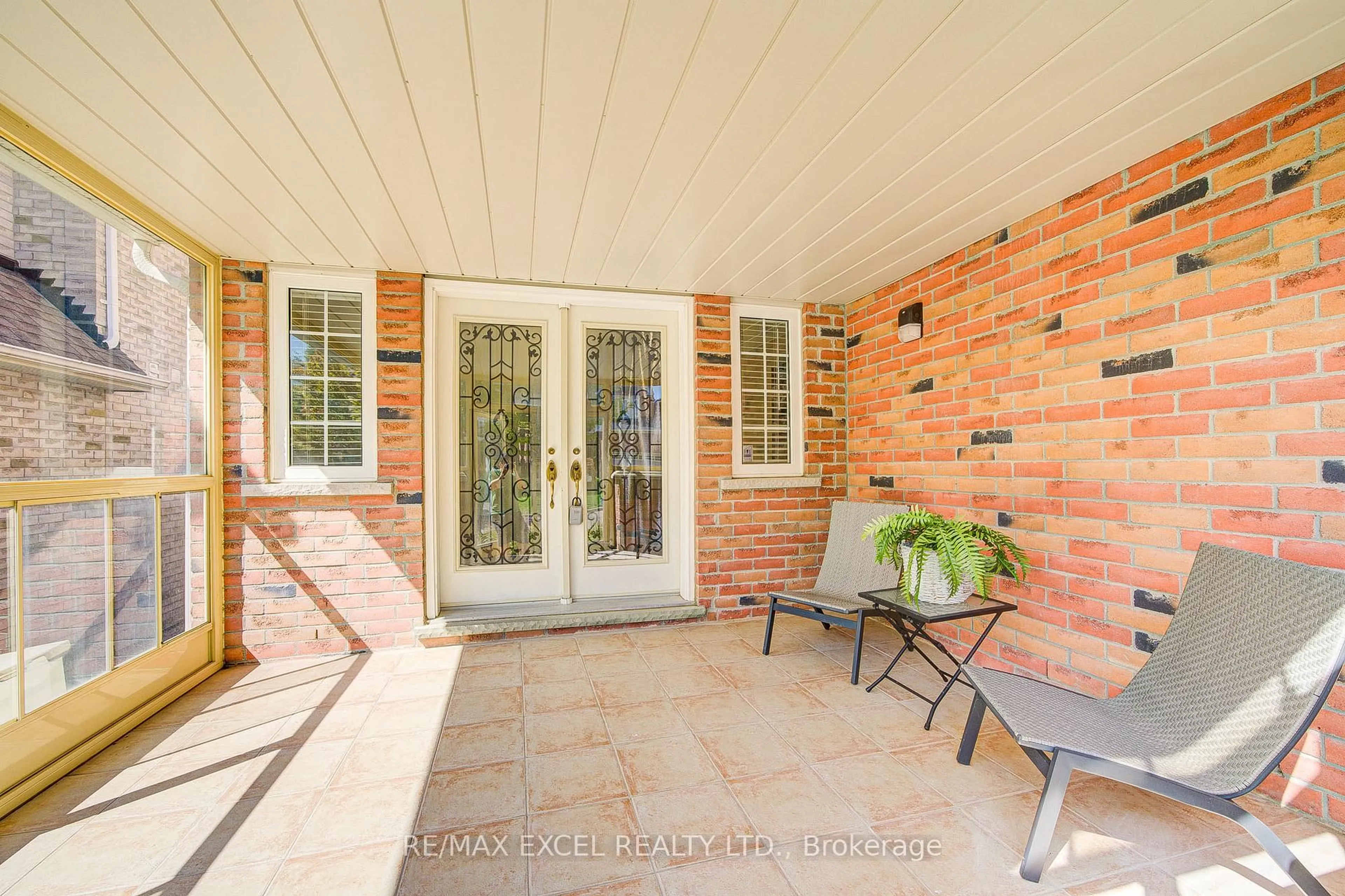 Unknown for 8 Hollylane Dr, Markham Ontario L6C 2K1