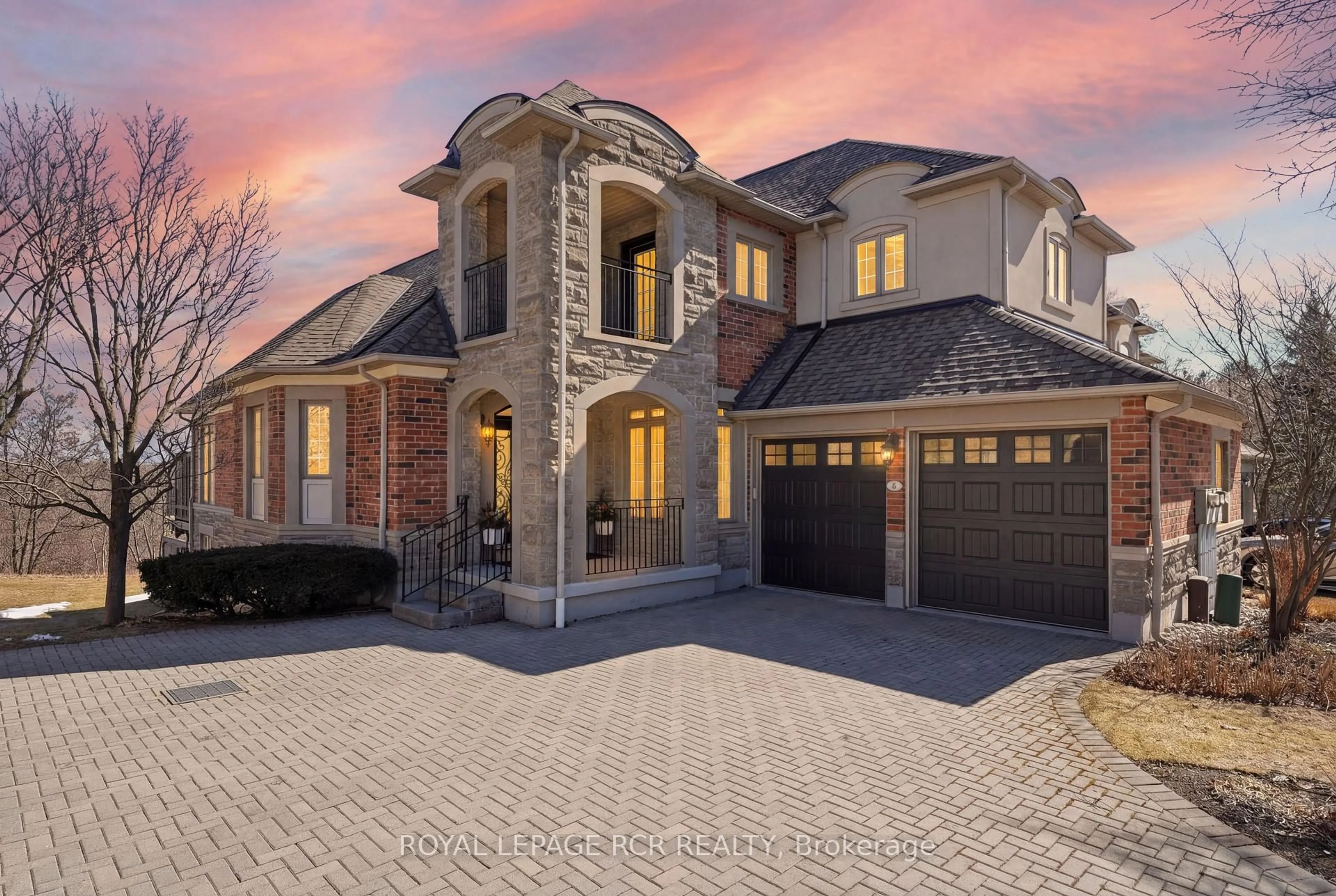 Home with brick exterior material, street for 6 Danbrook Crt #88, Aurora Ontario L4G 7S8