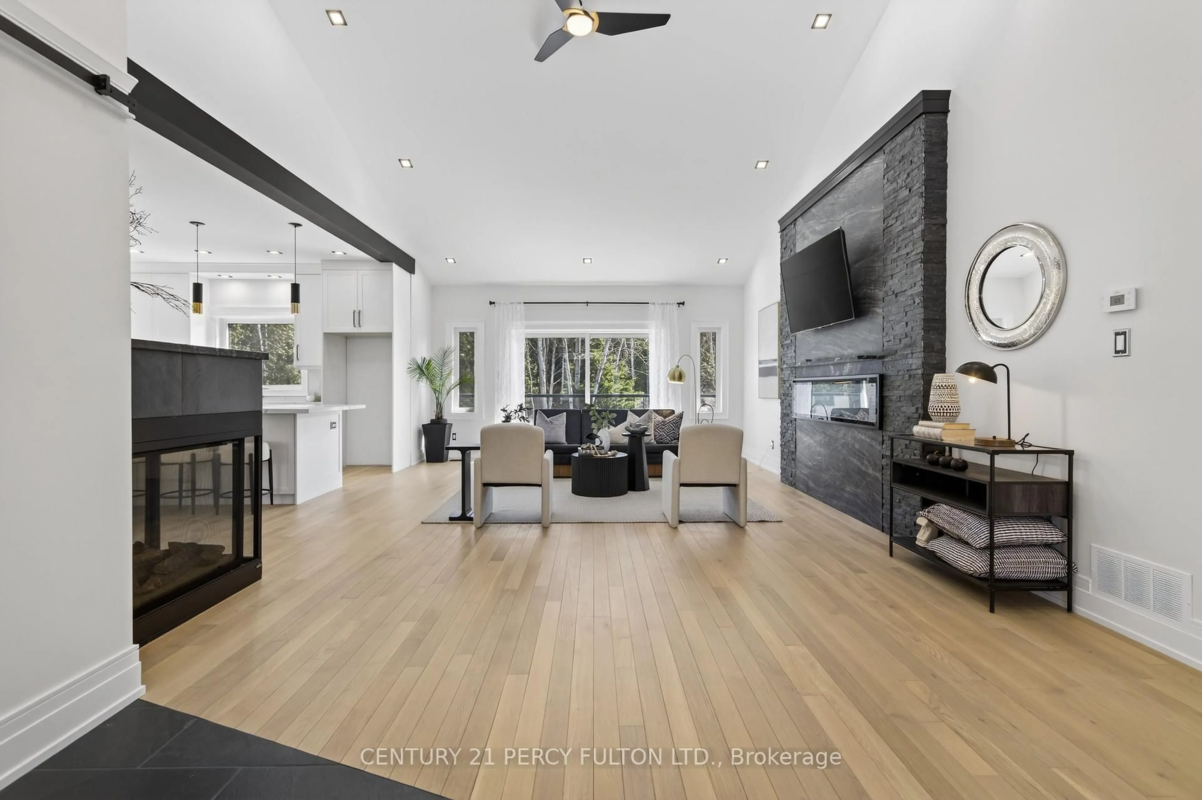 Open concept kitchen, unknown for 9243 County Road 1, Adjala-Tosorontio Ontario L0N 1P0