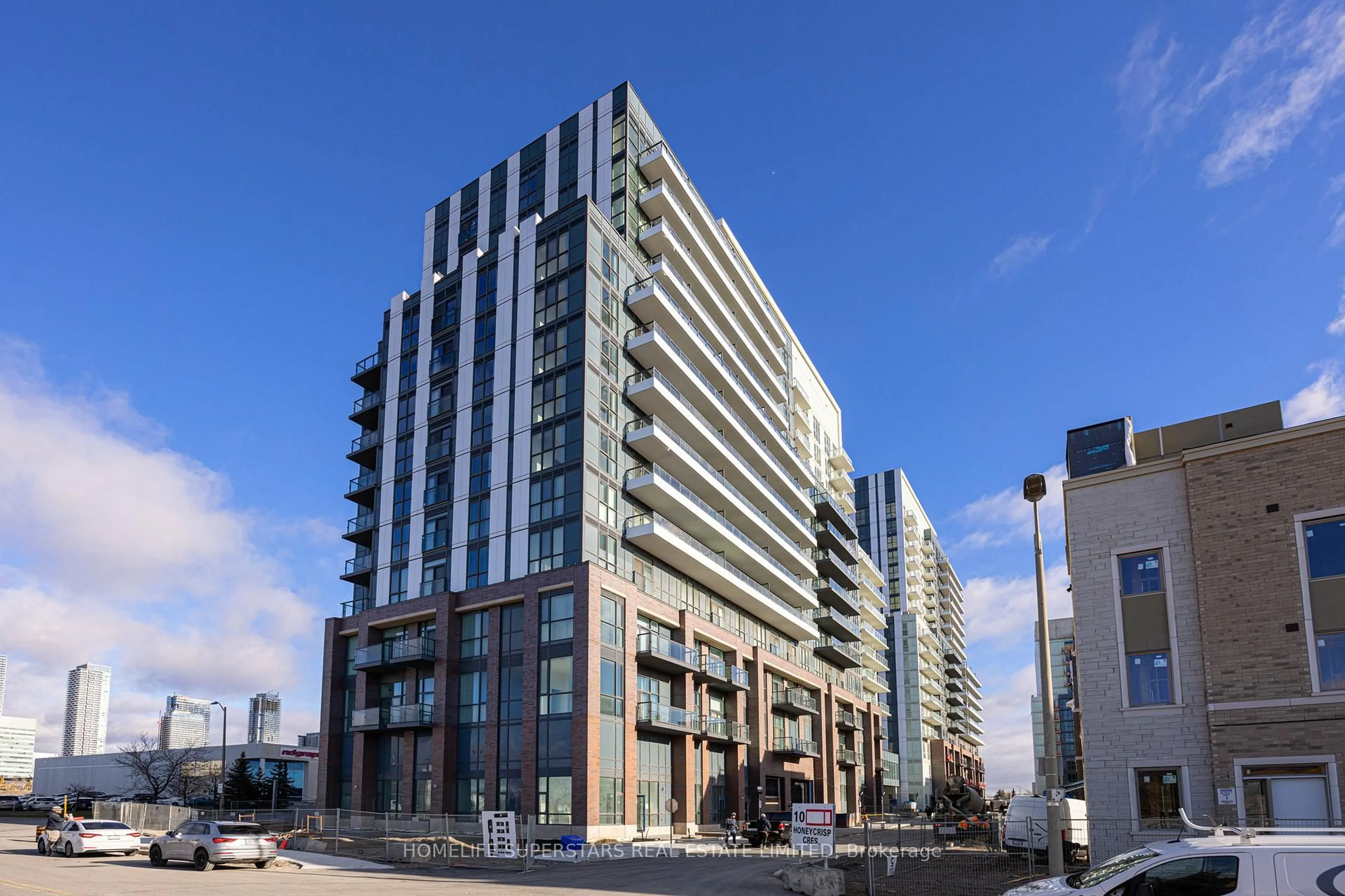 Unknown for 10 Honeycrisp Cres #207, Vaughan Ontario L4K 0N6