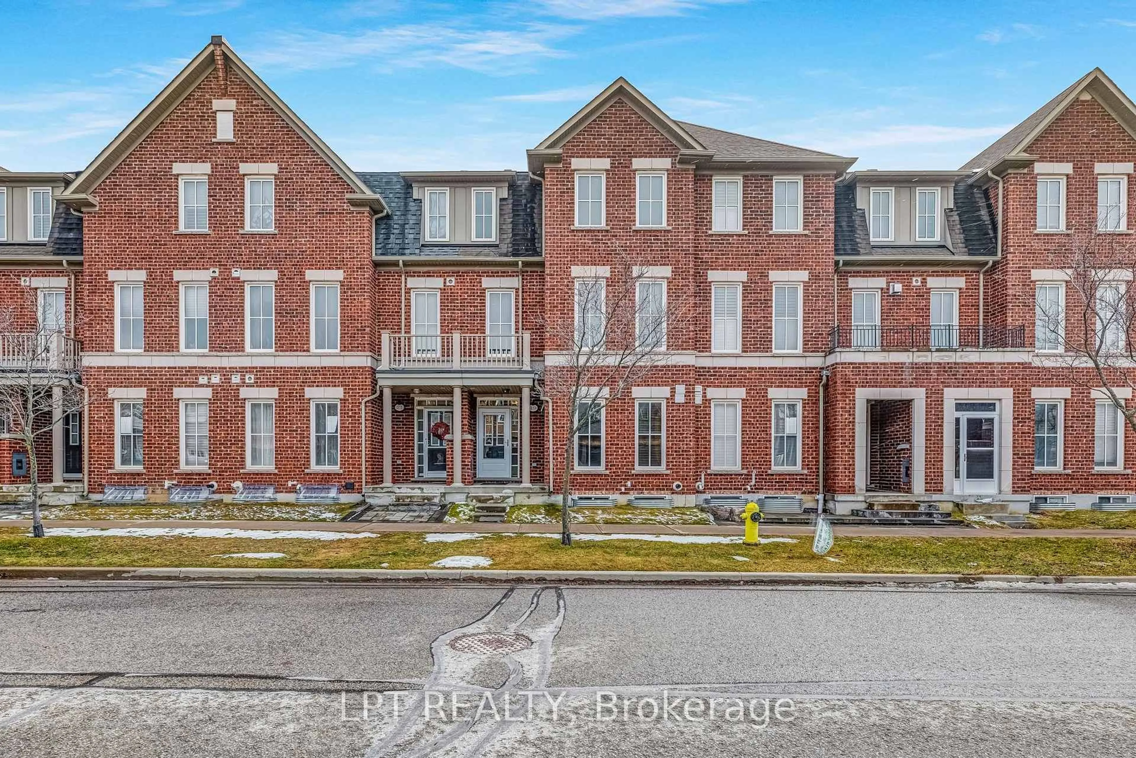 Home with brick exterior material, street for 19 Earnshaw Dr, Markham Ontario L6C 0E4