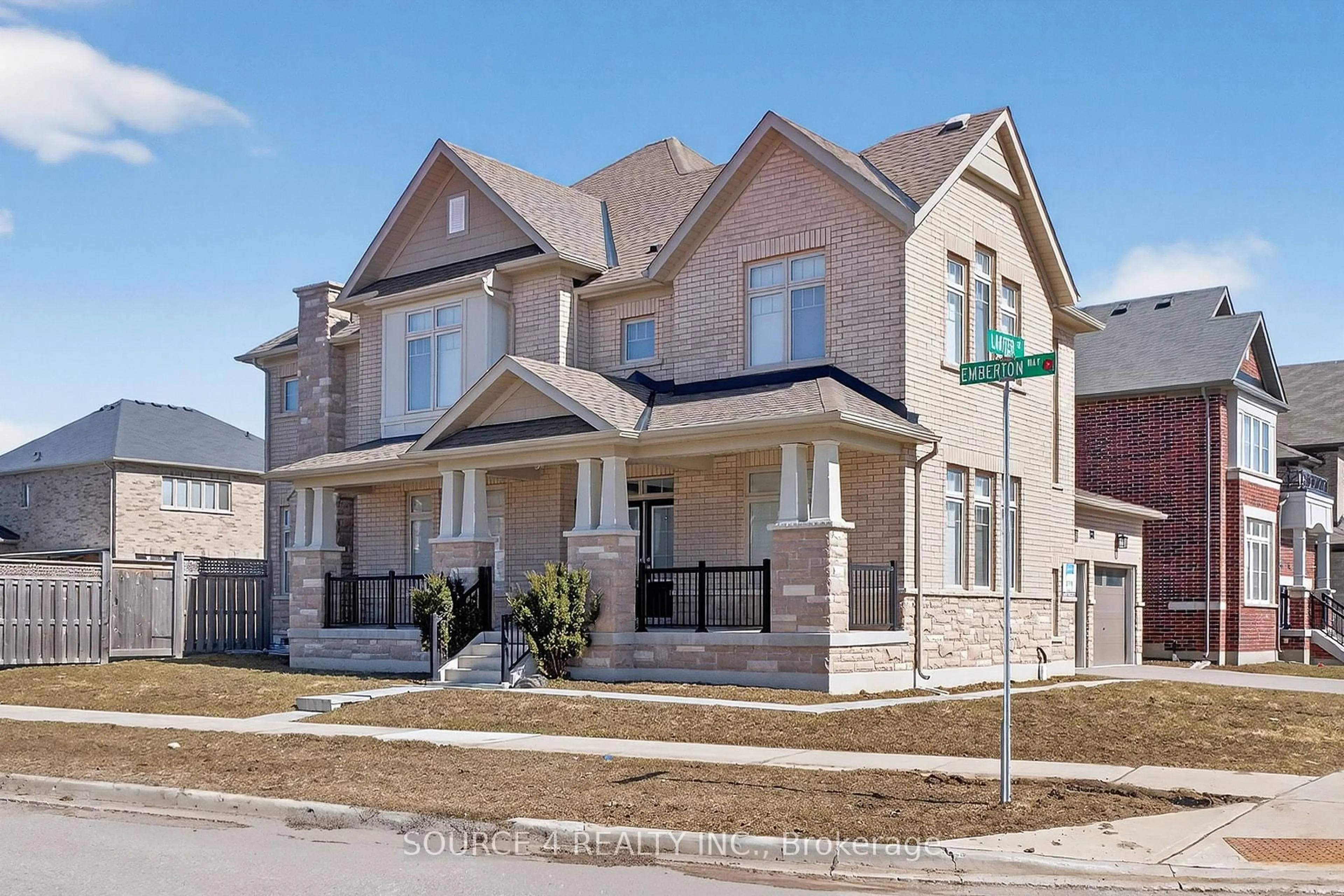 Home with brick exterior material, street for 1020 Larter St, Innisfil Ontario L9S 0N4