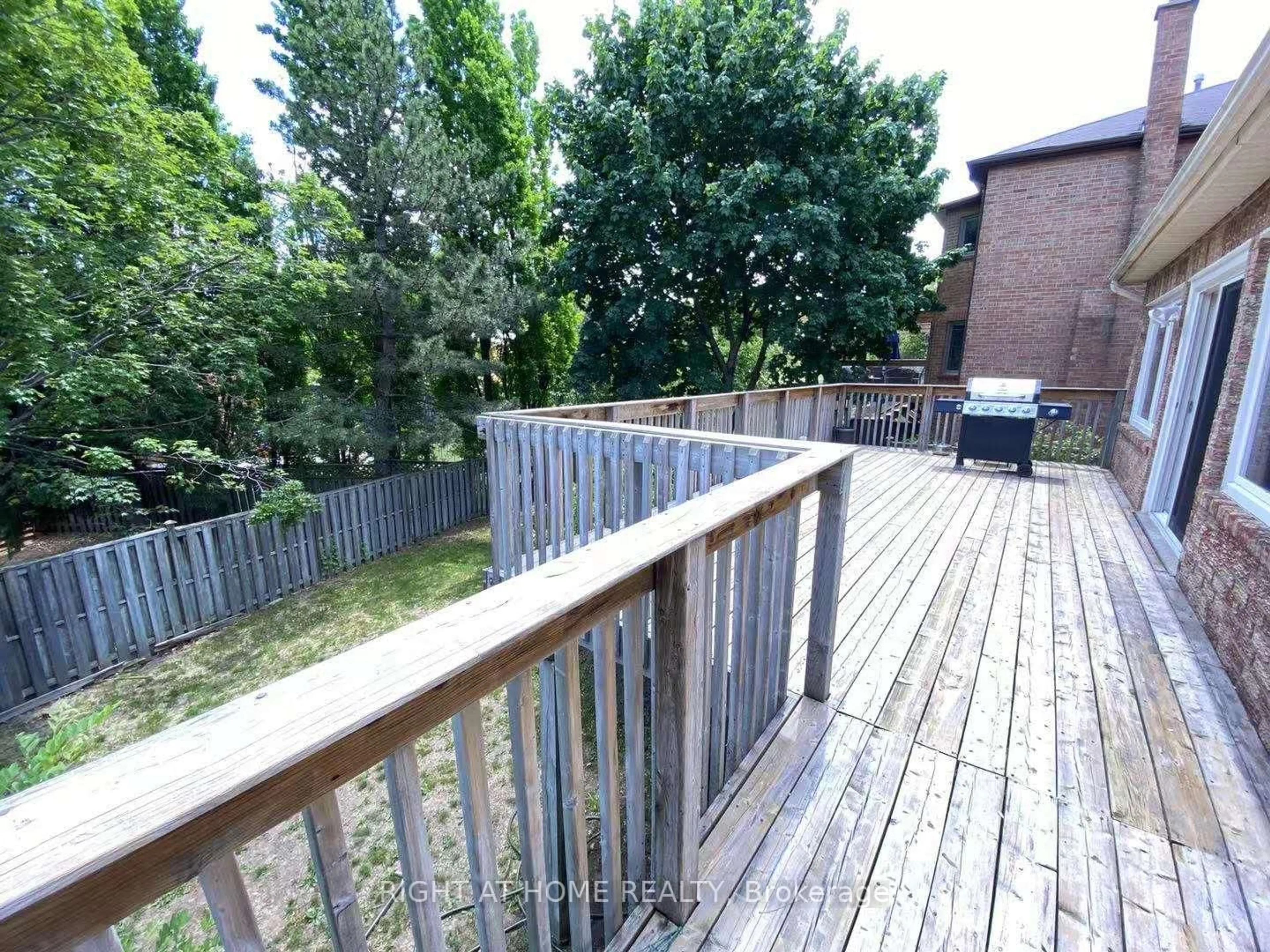 Patio, forest/trees view for 3 Hollingham Rd, Markham Ontario L3R 7Y1