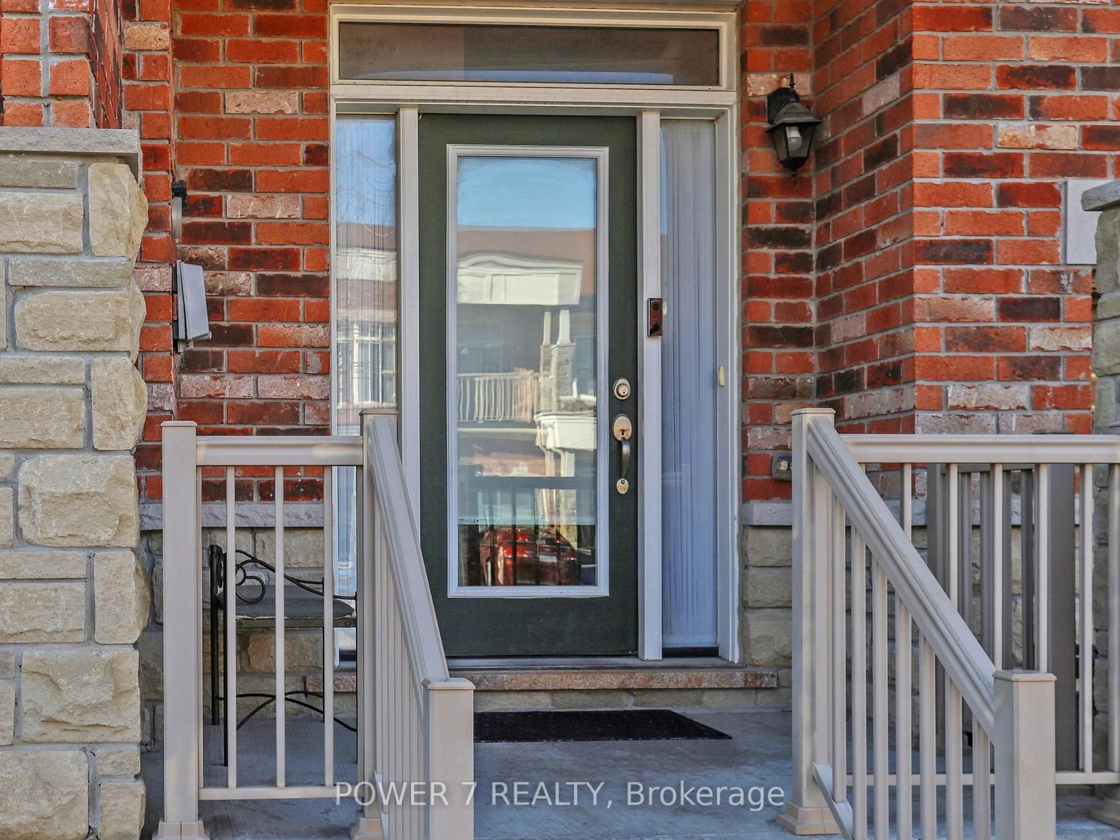 Indoor entryway for 25 Black Locust Dr, Markham Ontario L6E 0P8