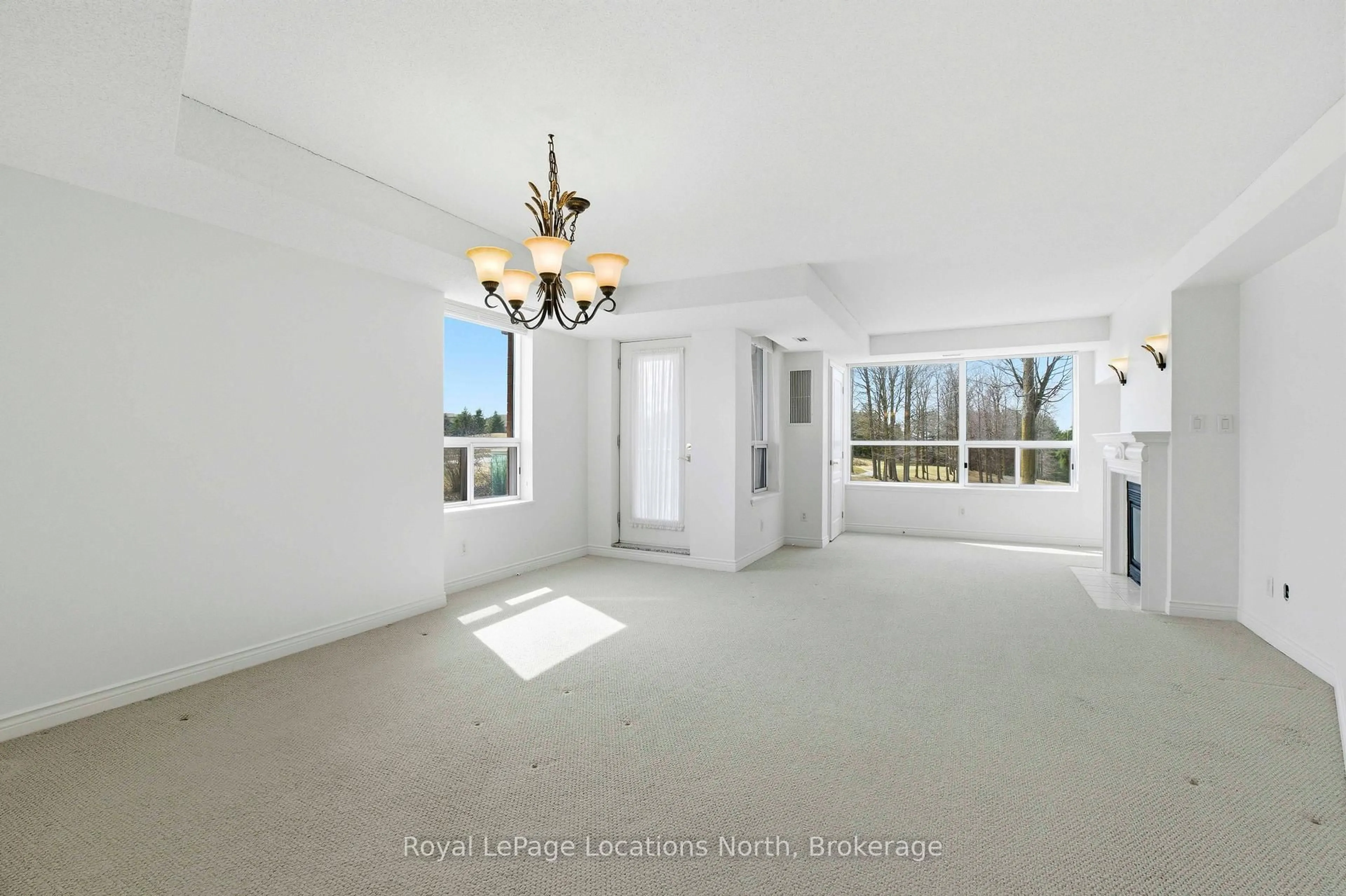 A pic of a room for 4 Briar Hill Hts #213, New Tecumseth Ontario L9R 1Z7