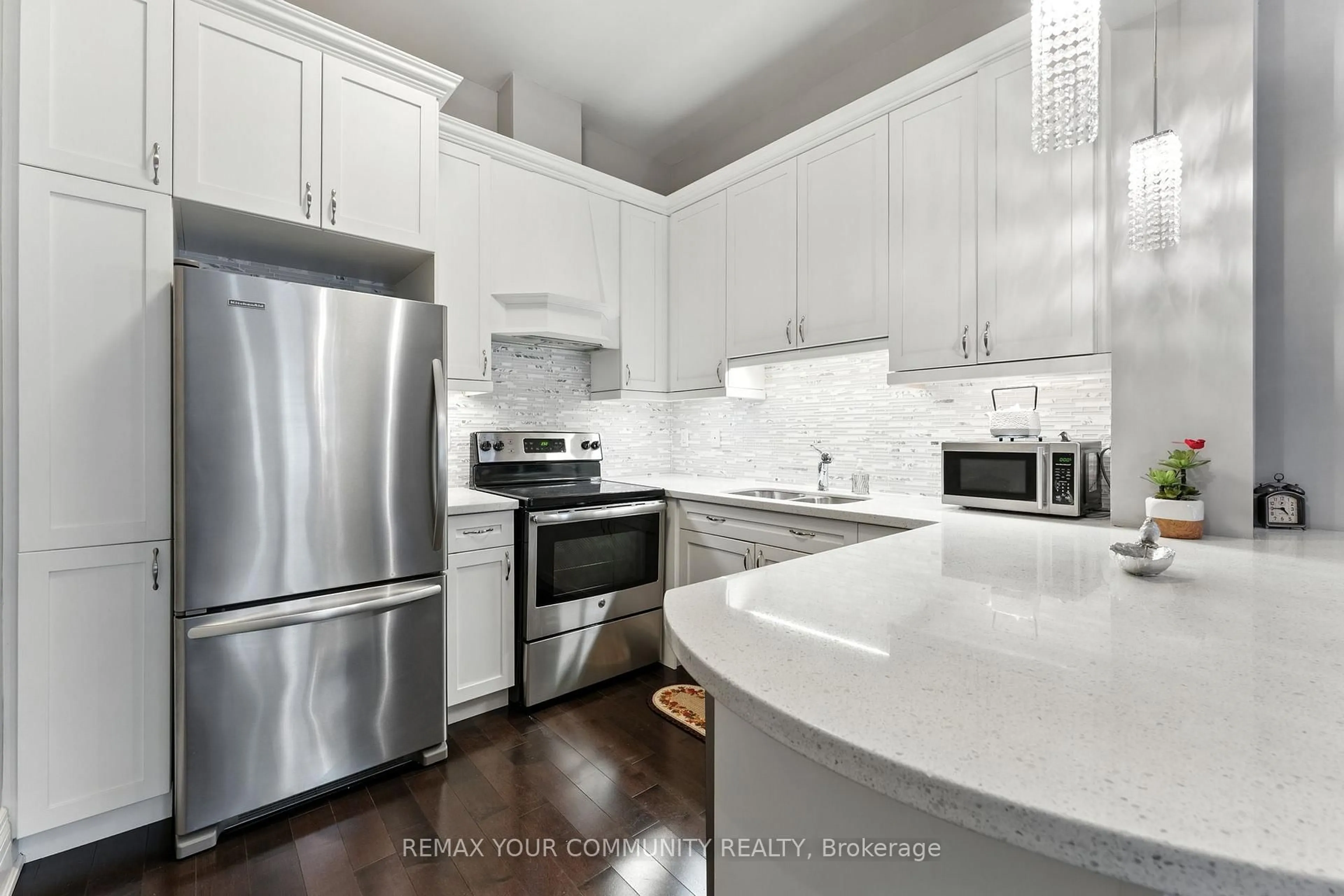 Open concept kitchen, unknown for 80 Burns Blvd #101, King Ontario L7B 0B3