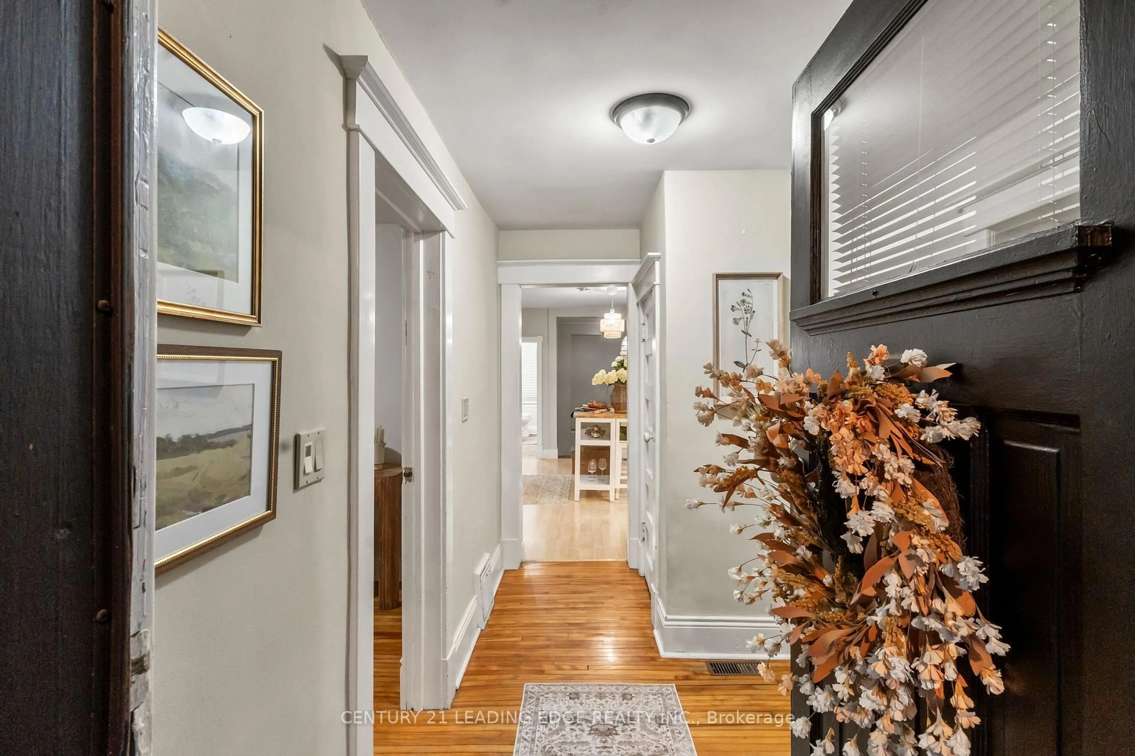 Indoor entryway for 29 Albert St, Brock Ontario L0C 1H0