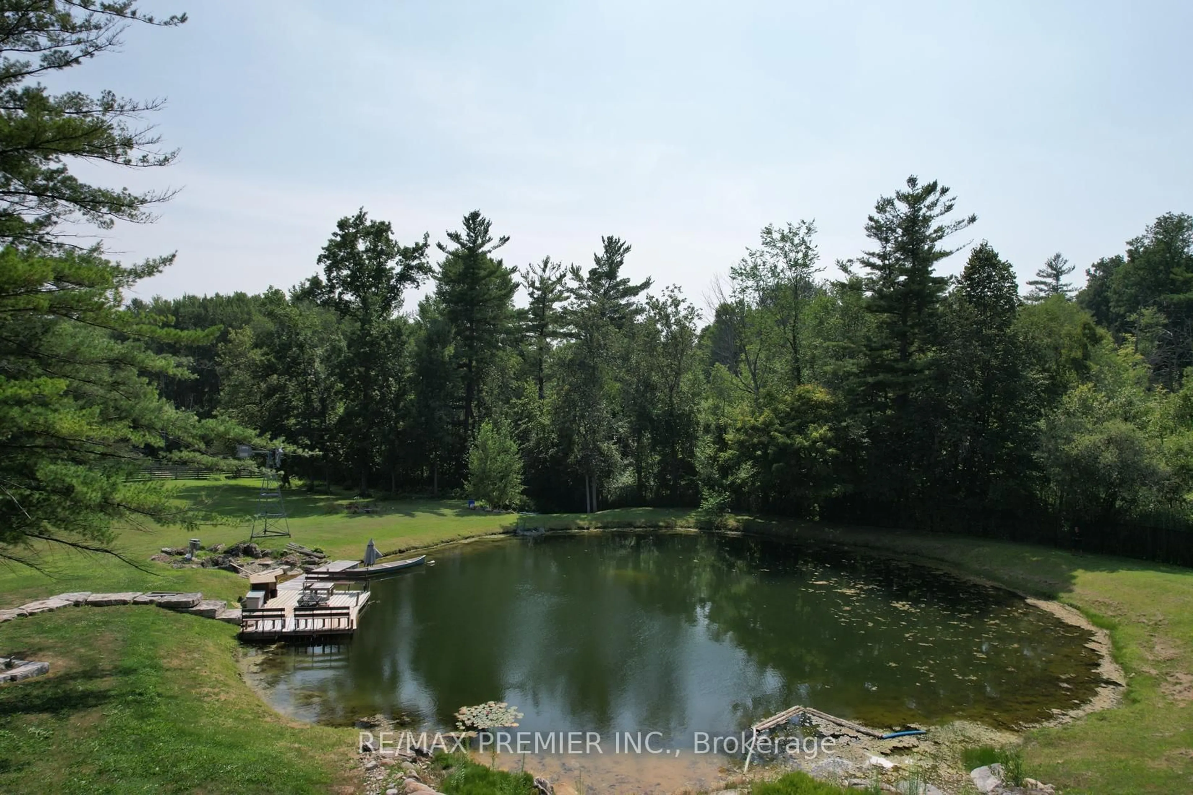 Patio, water/lake/river/ocean view for 253 Morning Sdrd, East Gwillimbury Ontario L9N 0K6