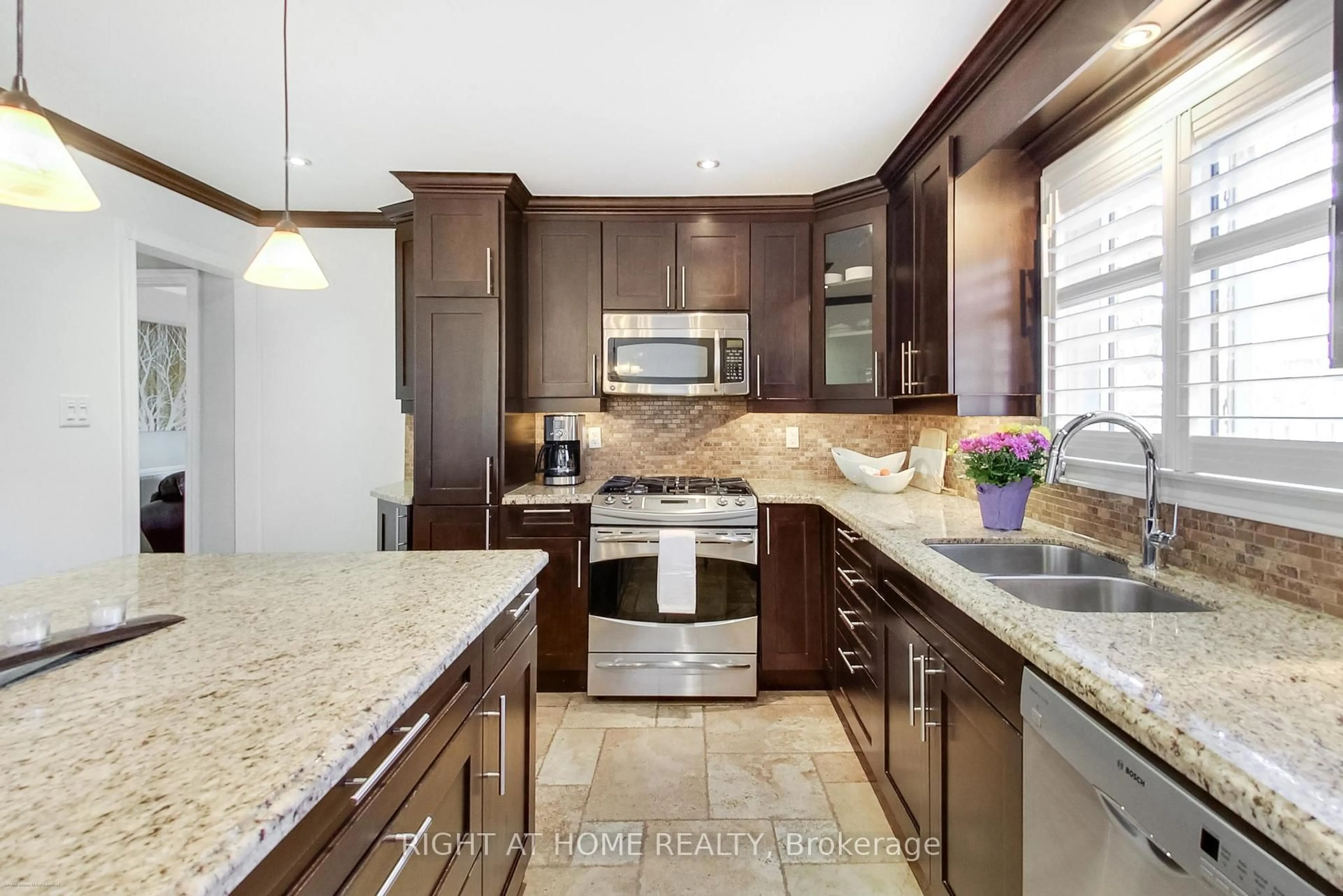 Contemporary kitchen, ceramic/tile floor for 885 Dales Ave, Newmarket Ontario L3Y 5Z6