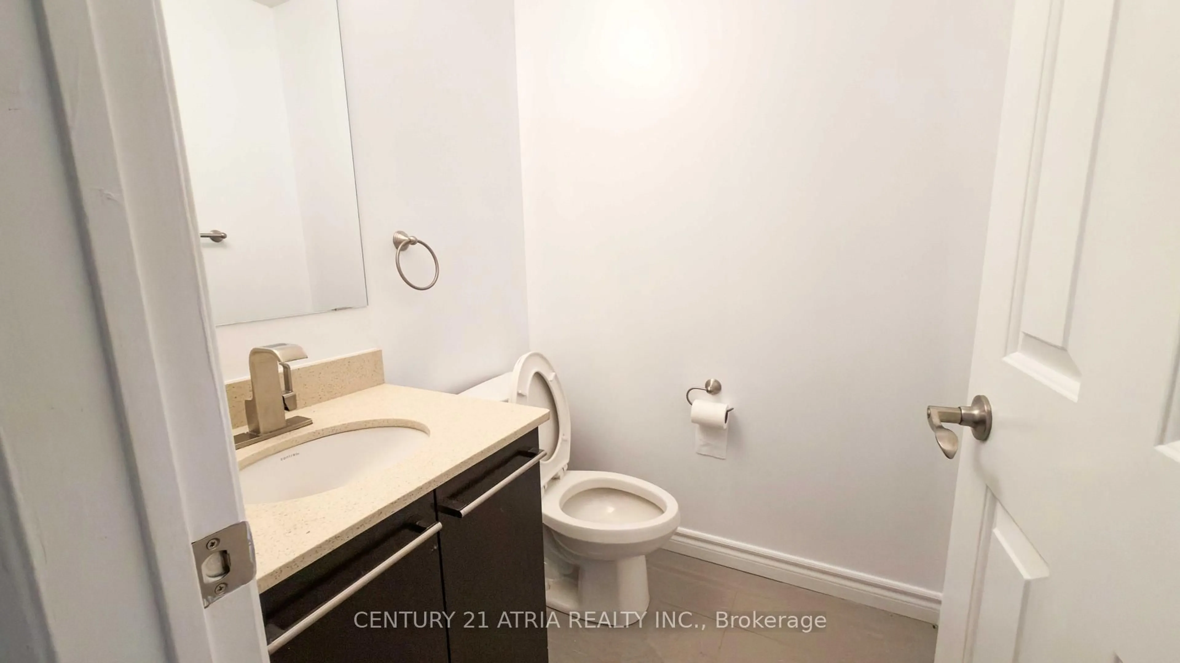 Standard bathroom, unknown for 53 Conistan Rd, Markham Ontario L3R 8K6
