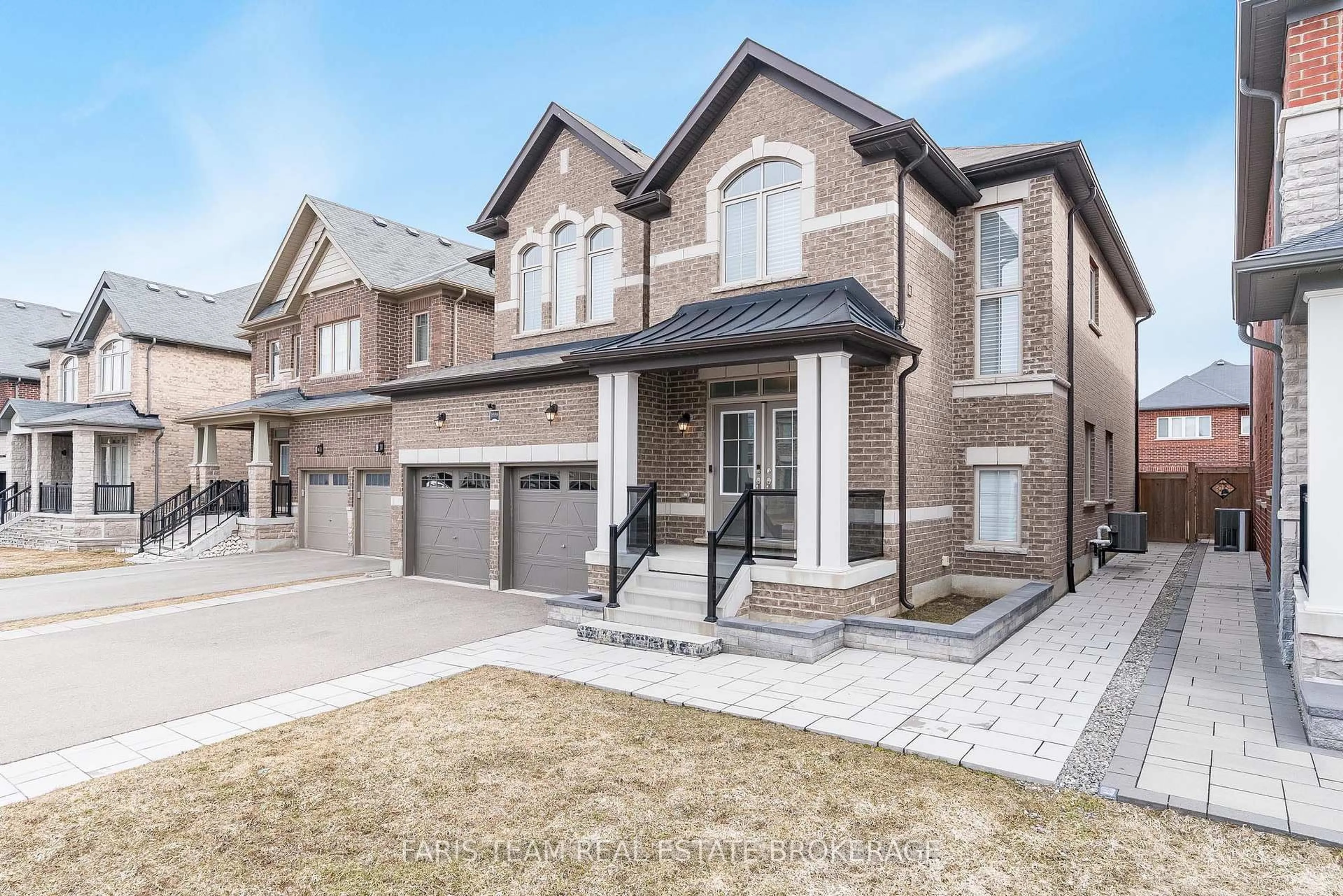 Home with brick exterior material, street for 1559 Farrow Cres, Innisfil Ontario L9S 0L6