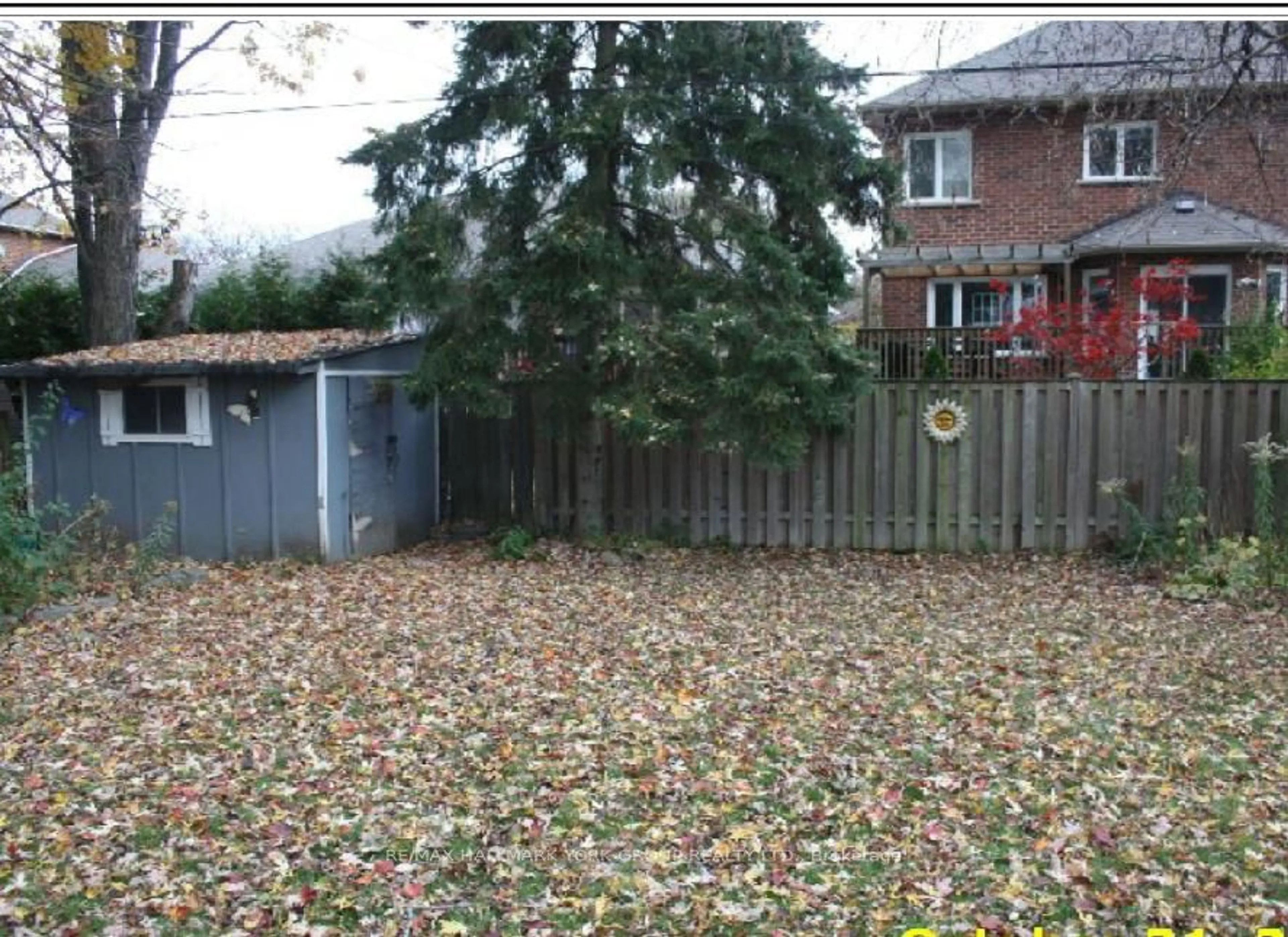 A pic from outside/outdoor area/front of a property/back of a property/a pic from drone, street for 161 Church St, Whitchurch-Stouffville Ontario L4A 4T6