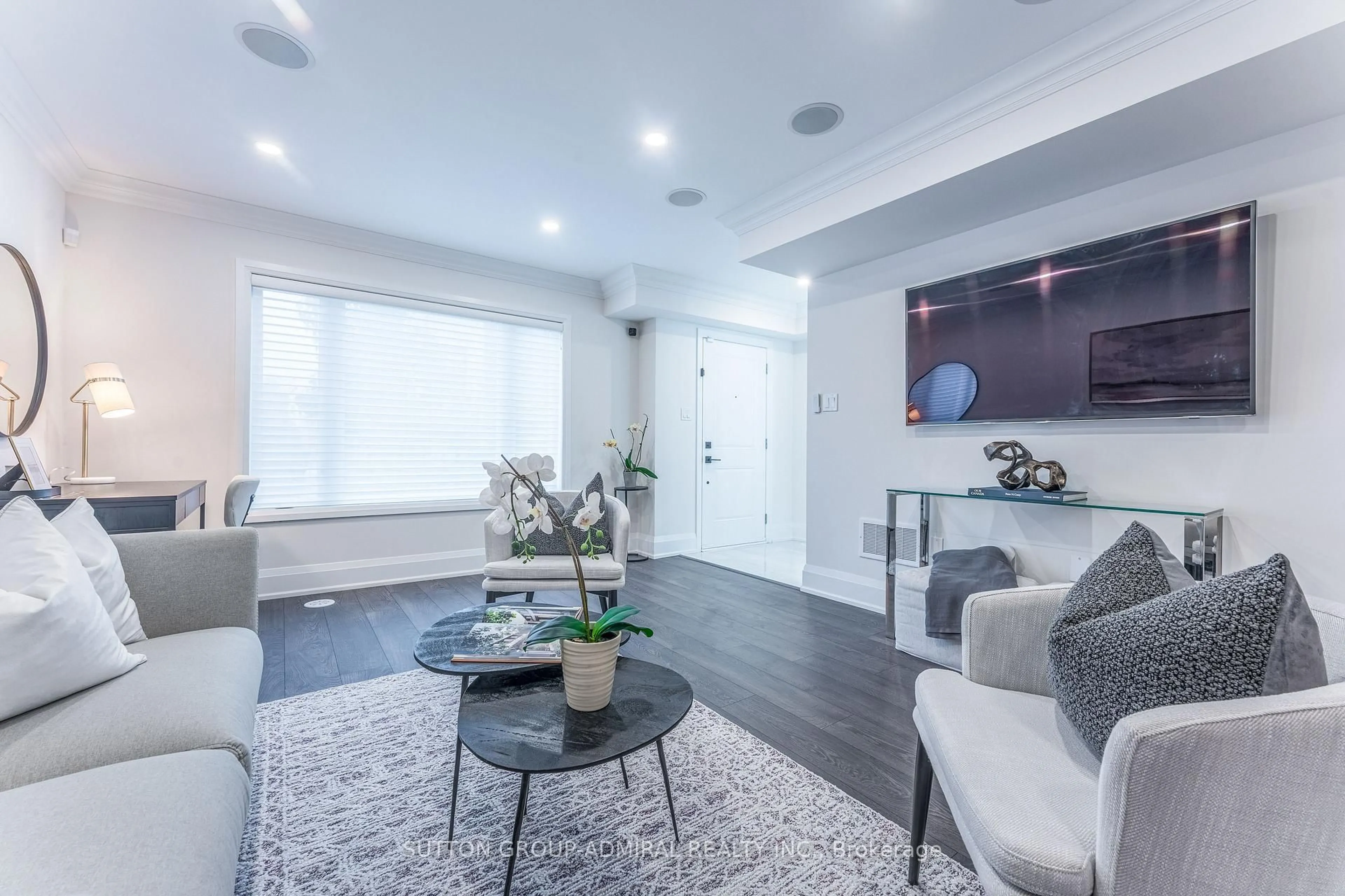 Living room with furniture, unknown for 25 Cohen Way, Vaughan Ontario L6A 5B4