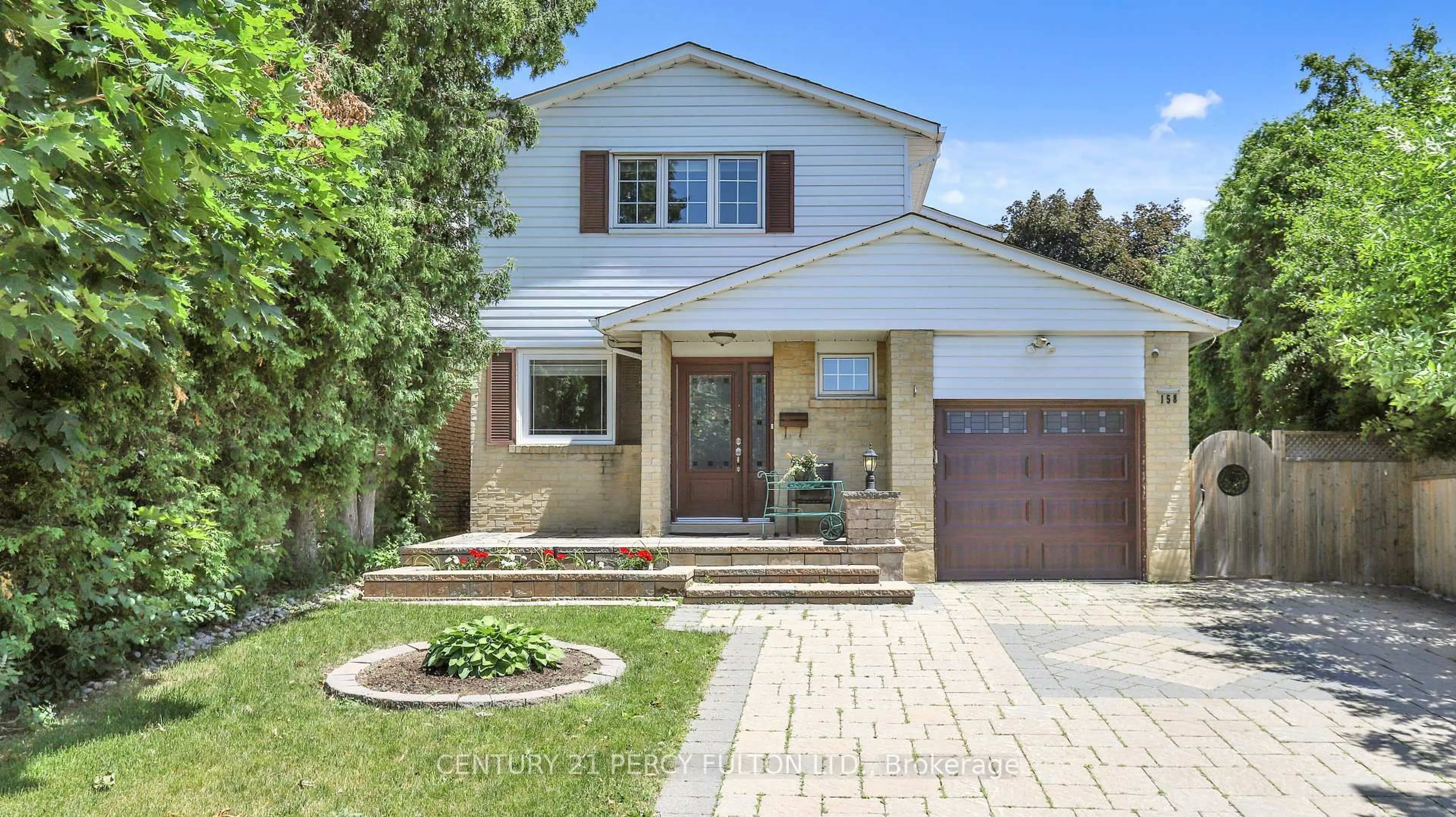 Home with brick exterior material, street for 158 Holm Cres, Markham Ontario L3T 5J3
